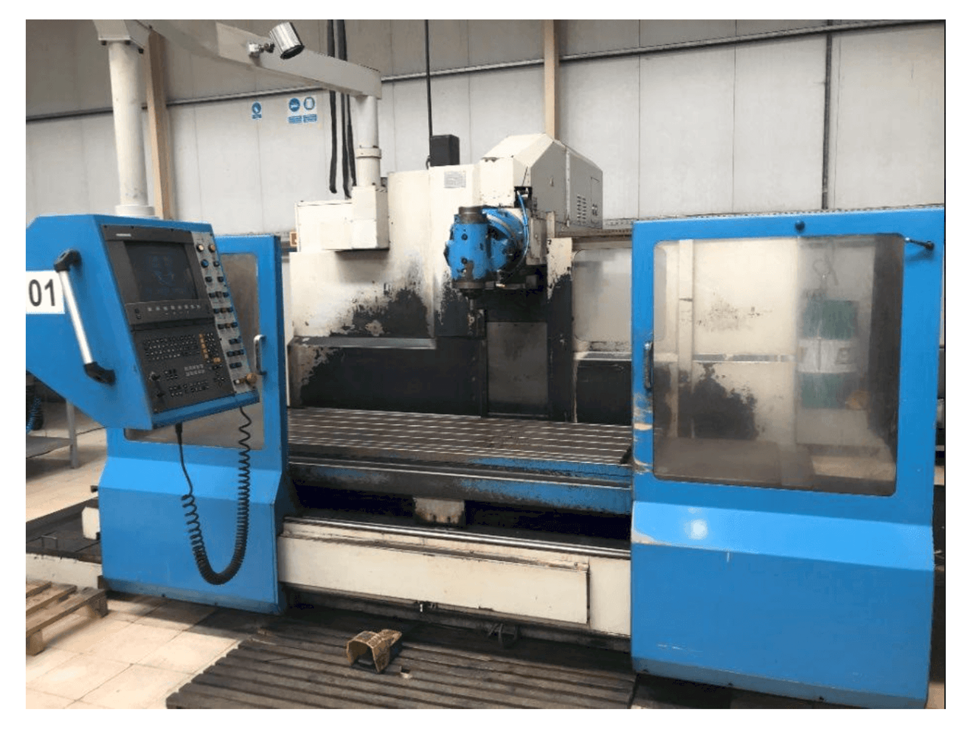 Makine KIHEUNG KNC U-800 - Önden görünüm