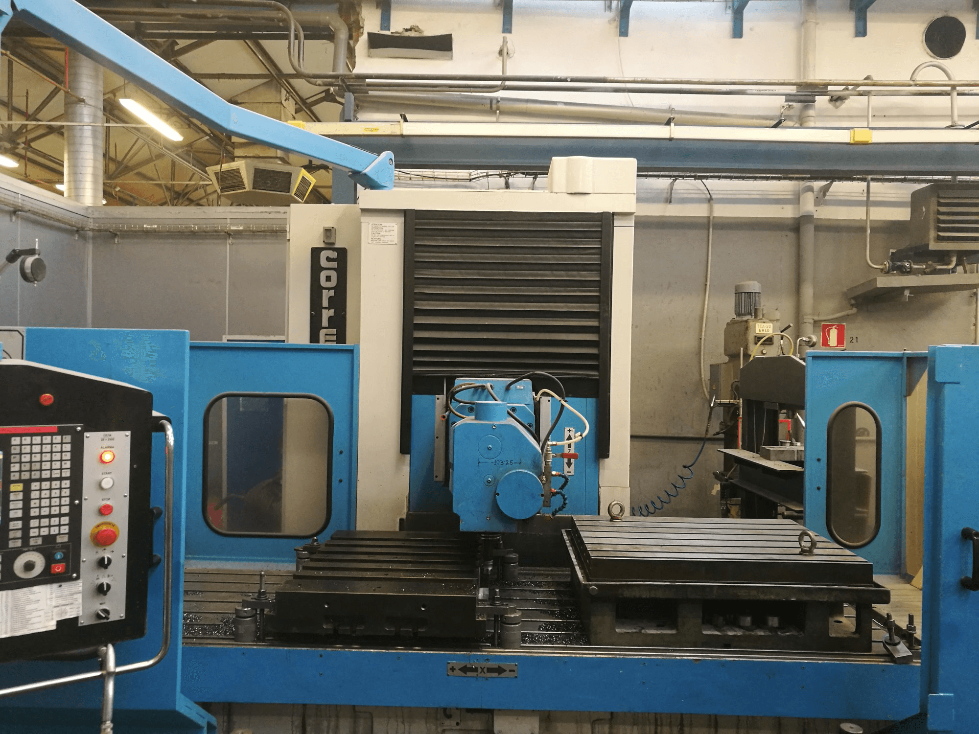 Makine Correa - Önden görünüm A25-25