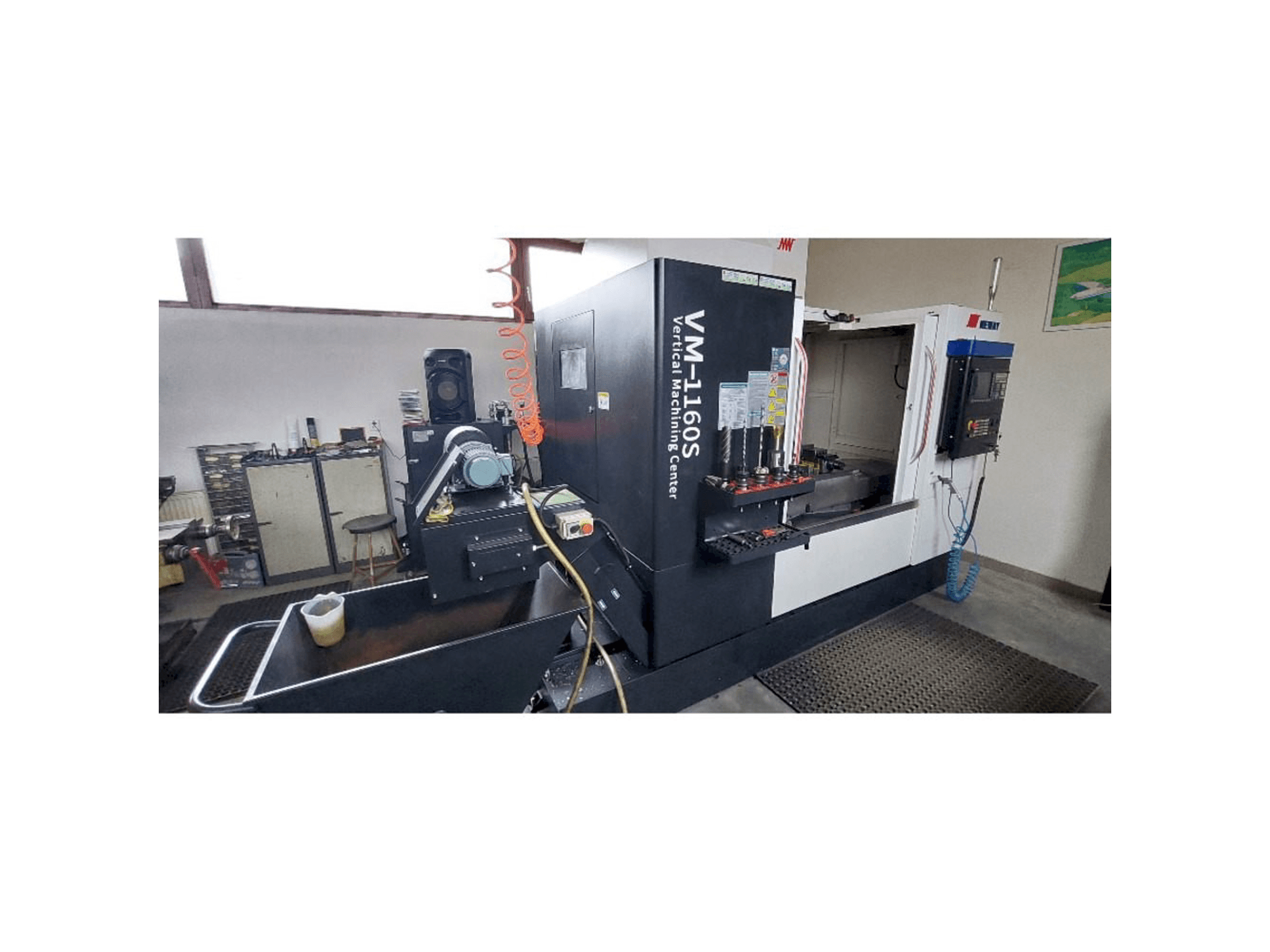 Makine Neway VM 1160 - Önden görünüm