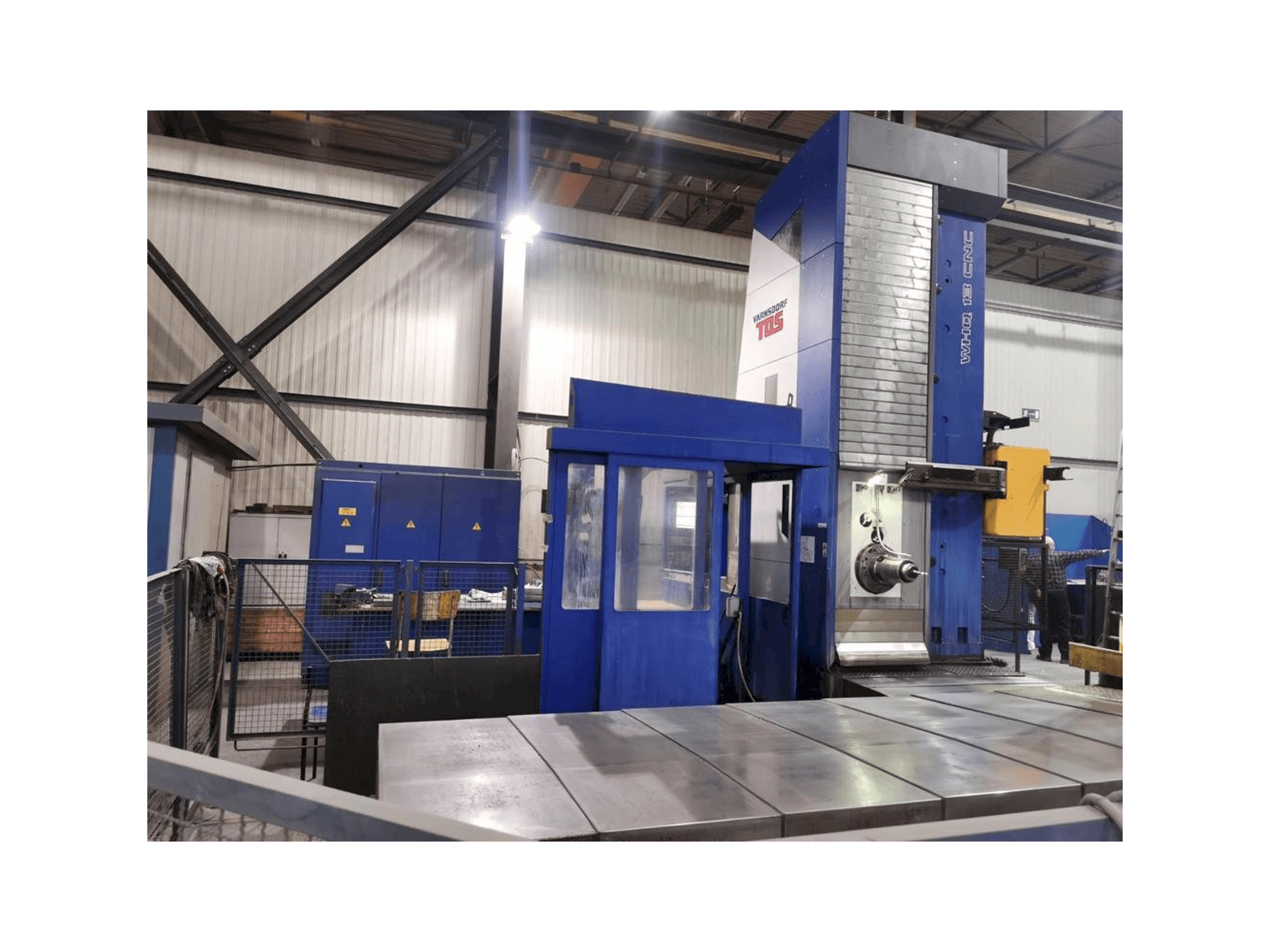 Makine TOS VARNSDORF WHQ 13 CNC - Önden görünüm
