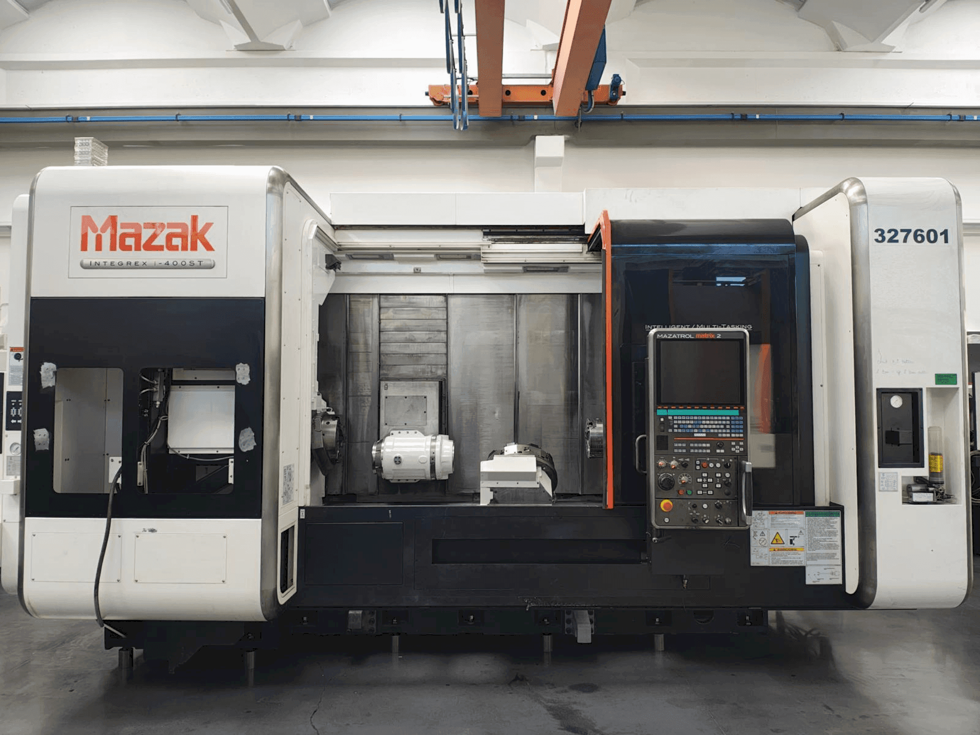 Makine Mazak Integrex i-400 ST - Önden görünüm