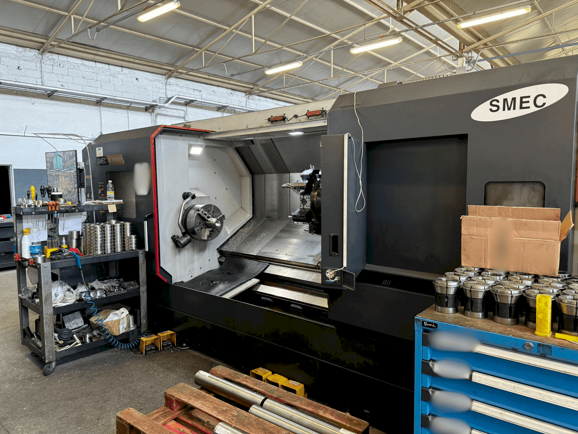 Makine SMEC SL 3500XLY - Önden görünüm