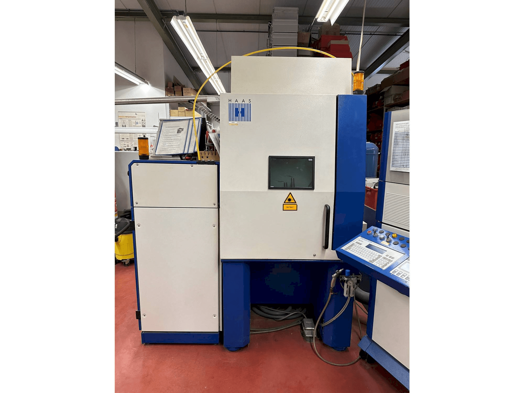 Makine Trumpf HL124P - Önden görünüm