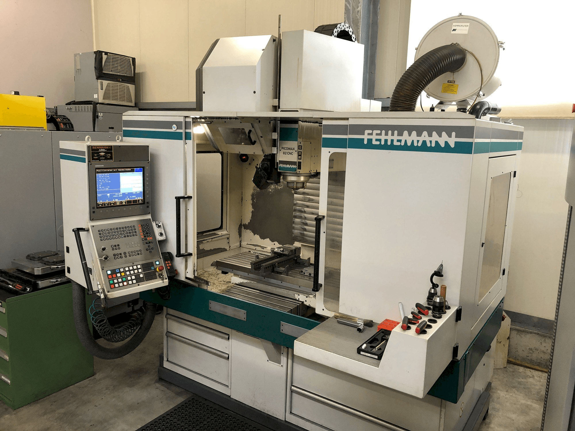 Makine FEHLMANN PICOMAX 82 CNC - Önden görünüm