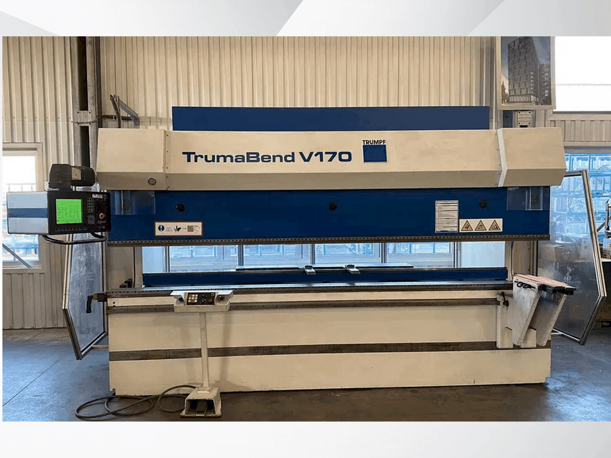Makine TRUMPF Trumabend V170 - Önden görünüm