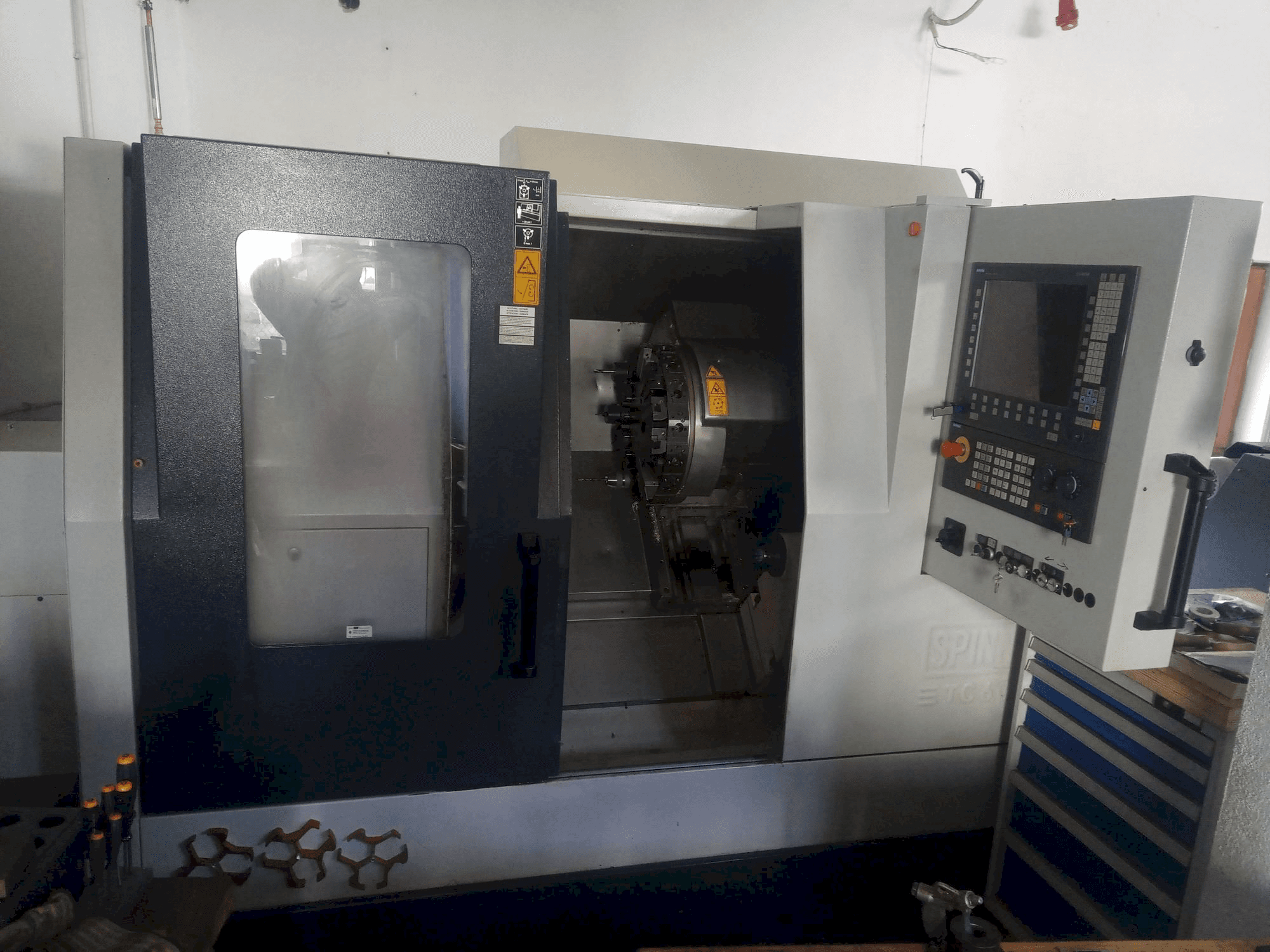 Makine SPINNER TC-65-MC - Önden görünüm