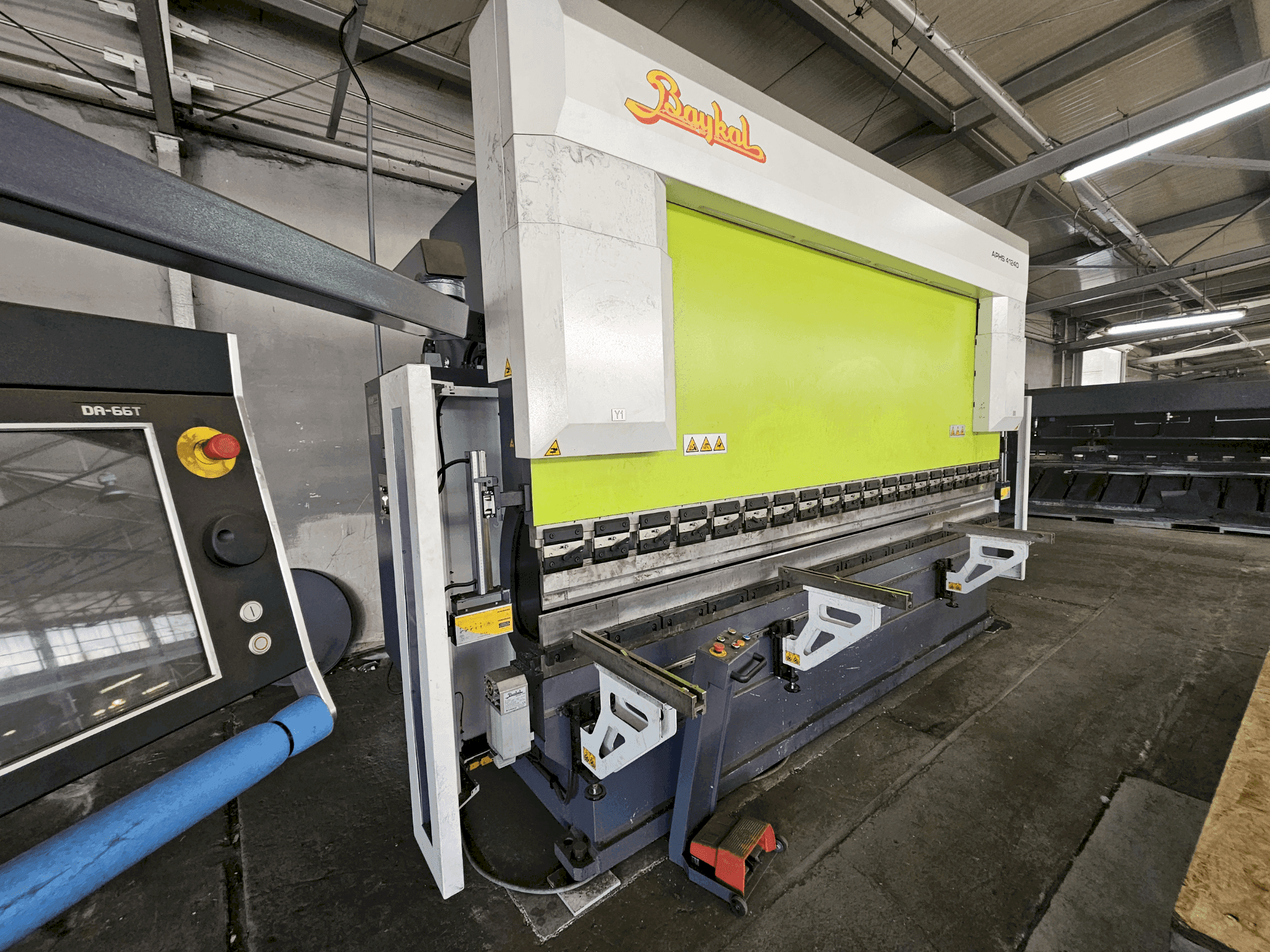 Makine Baykal APHS 41240 - Önden görünüm