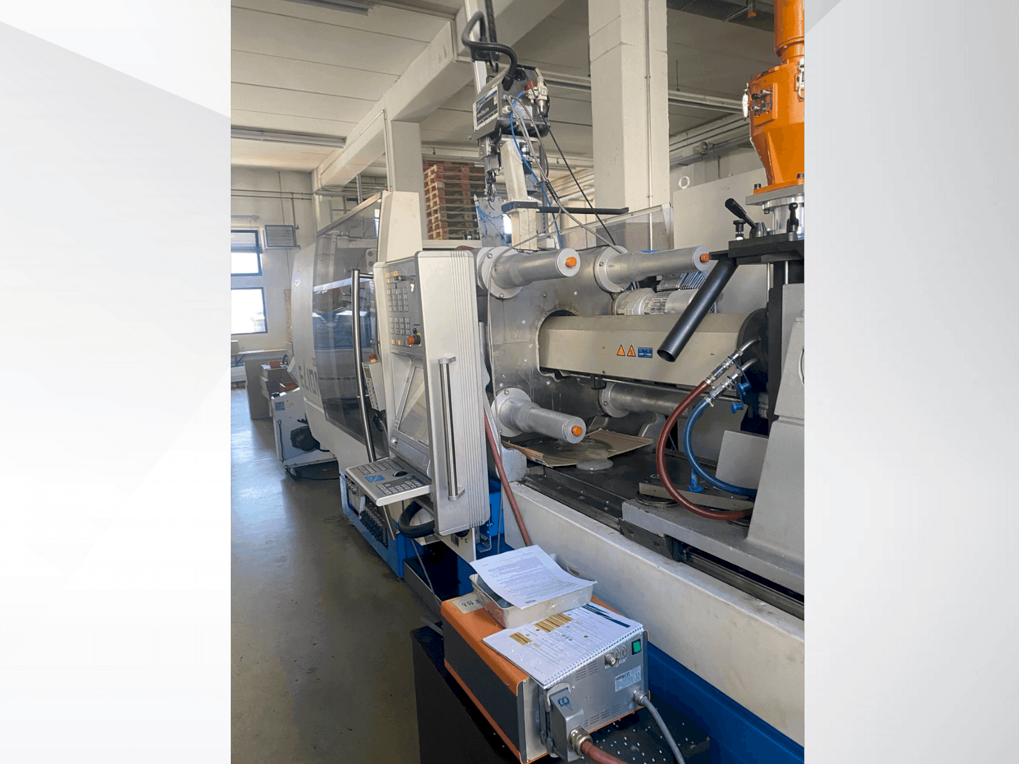 Makine Netstal ELION 1200-530 PM - Önden görünüm