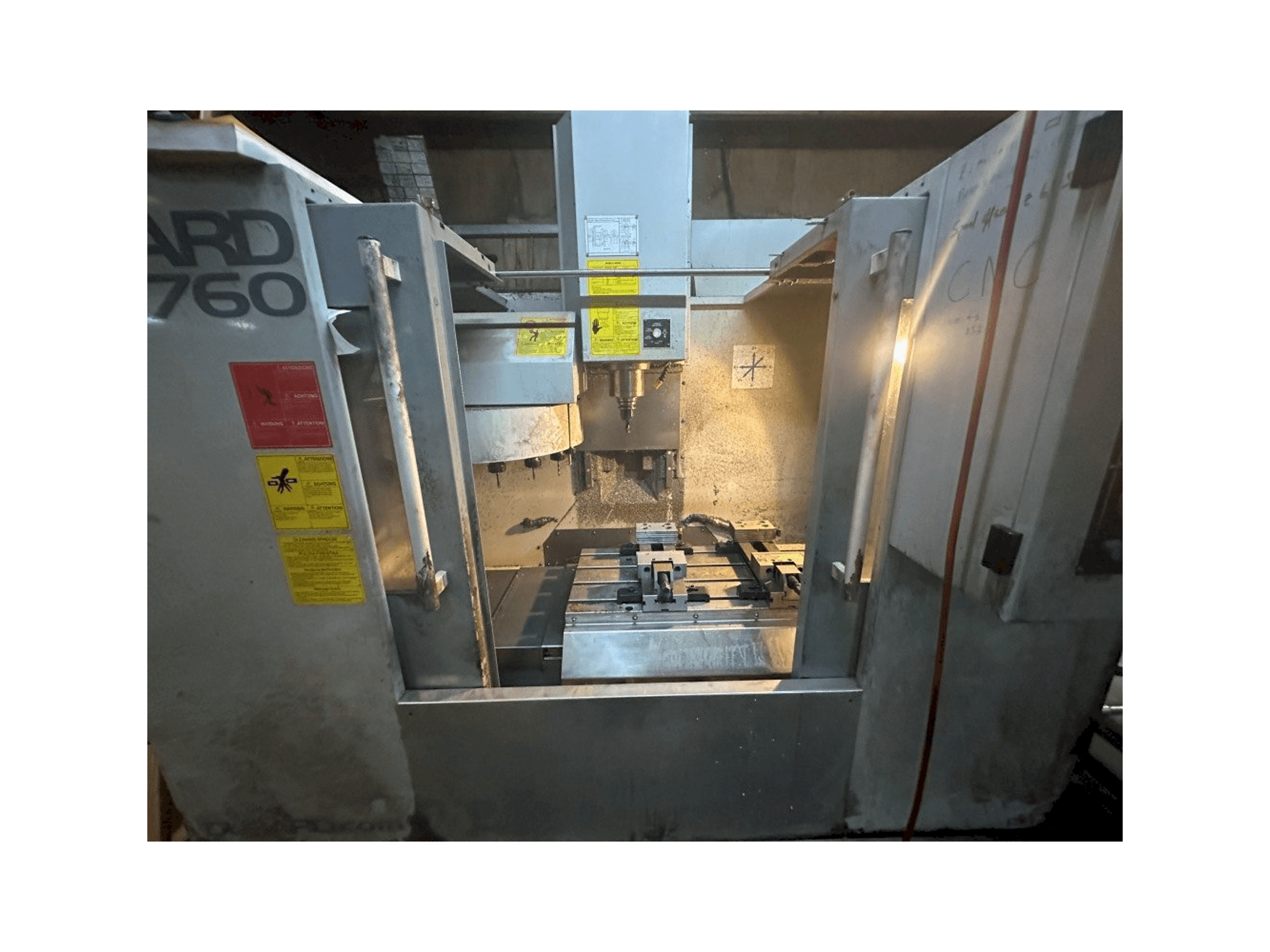 Makine Dugard Eagle ECO 760 - Önden görünüm