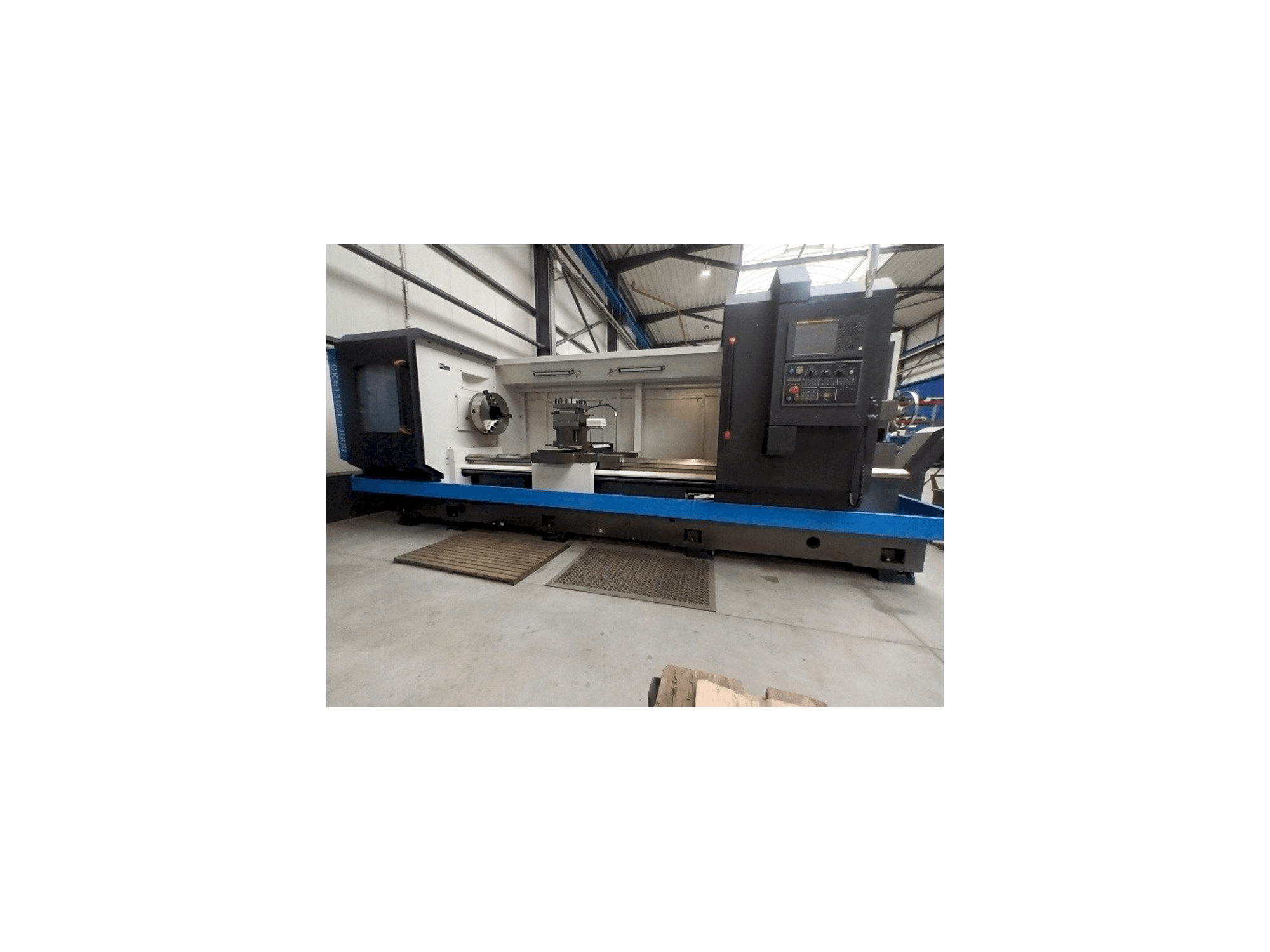 Makine Ningbo Oturn CK61100E-3000 - Önden görünüm