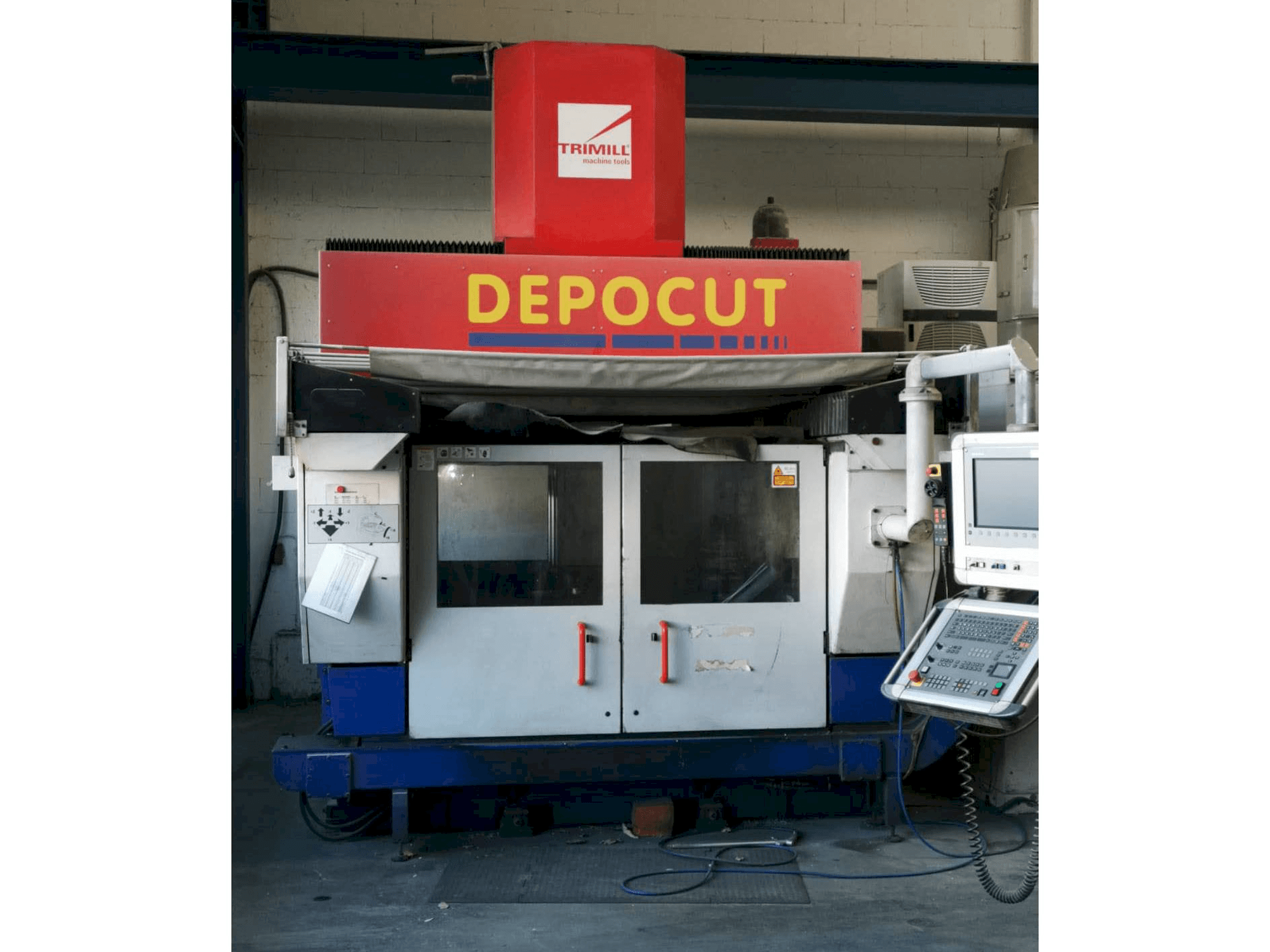 Makine TRIMILL DEPOCUT 2012 - Önden görünüm