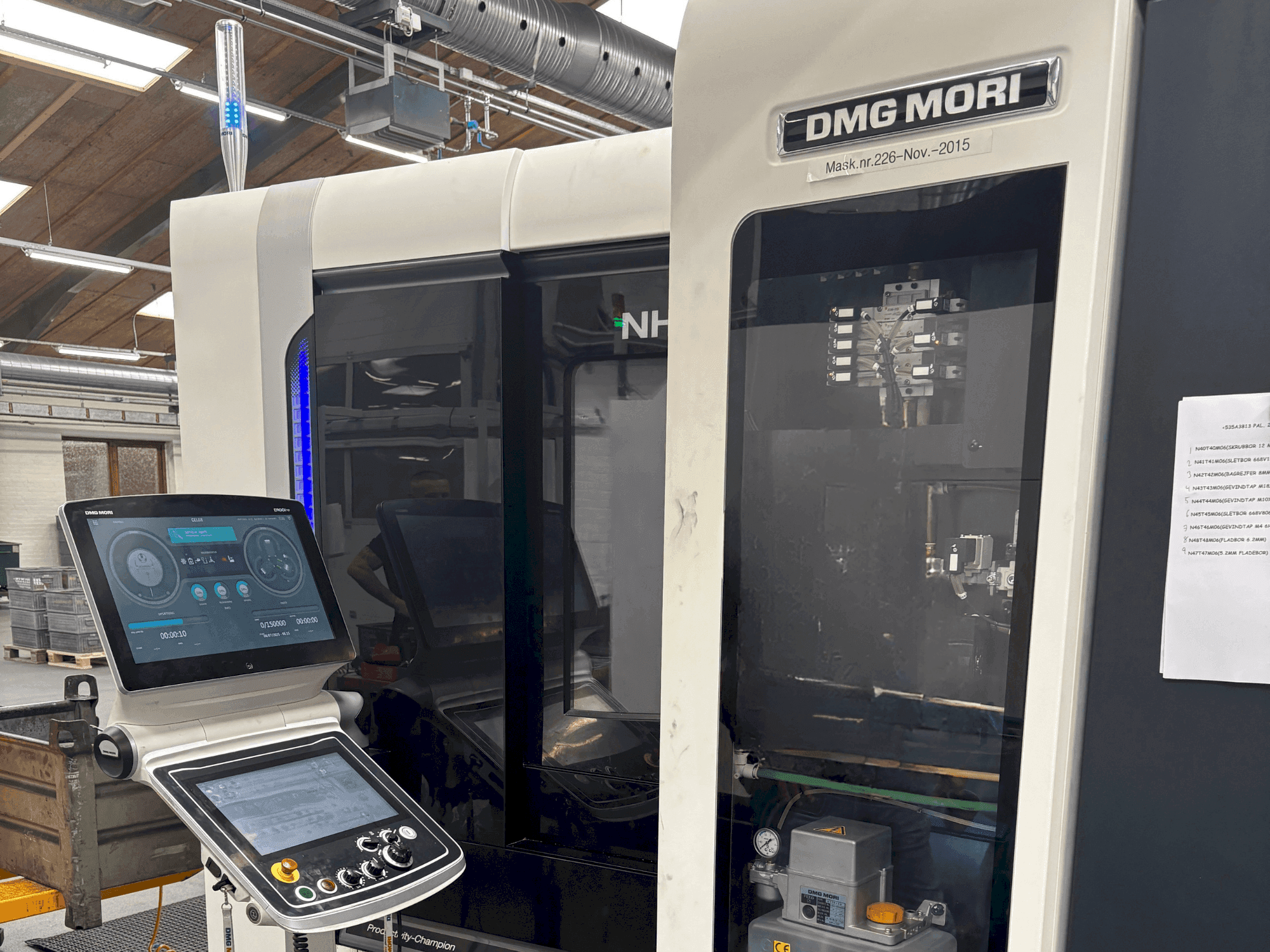 Makine DMG MORI NHX 4000 - Önden görünüm