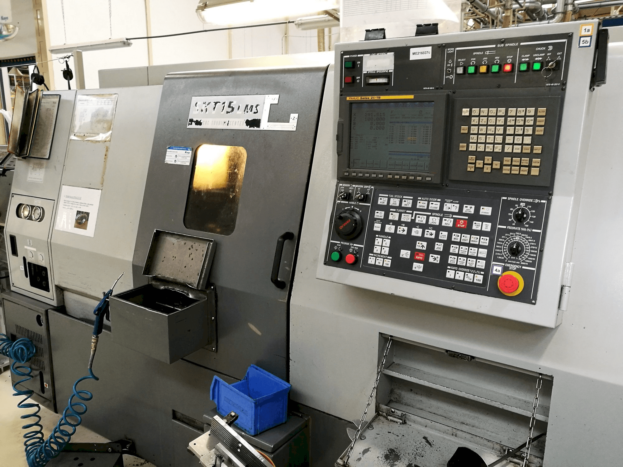 Makine Hyundai Kia SKT 15 LMS - Önden görünüm