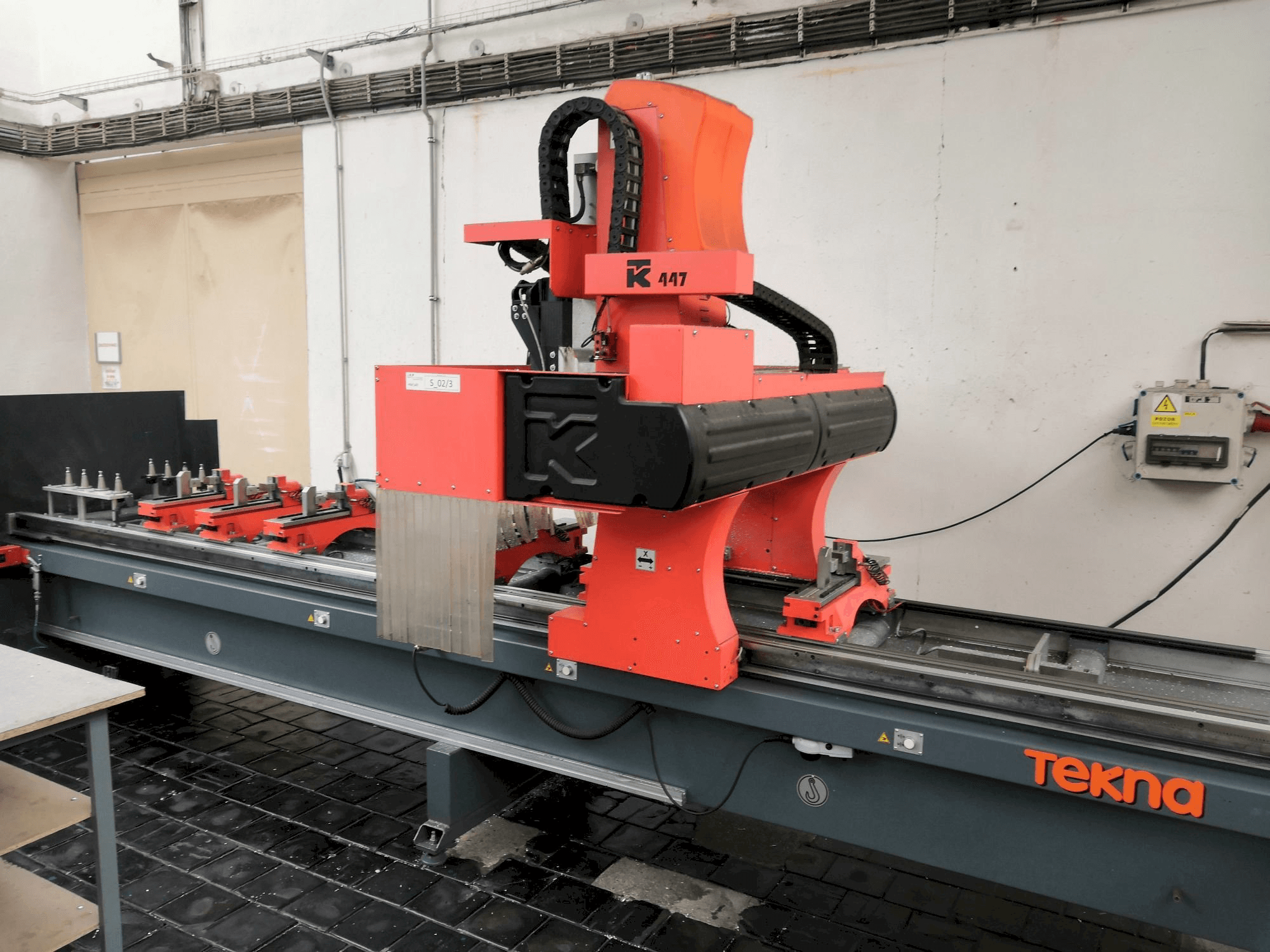 Makine Tekna TK447/4 - Önden görünüm