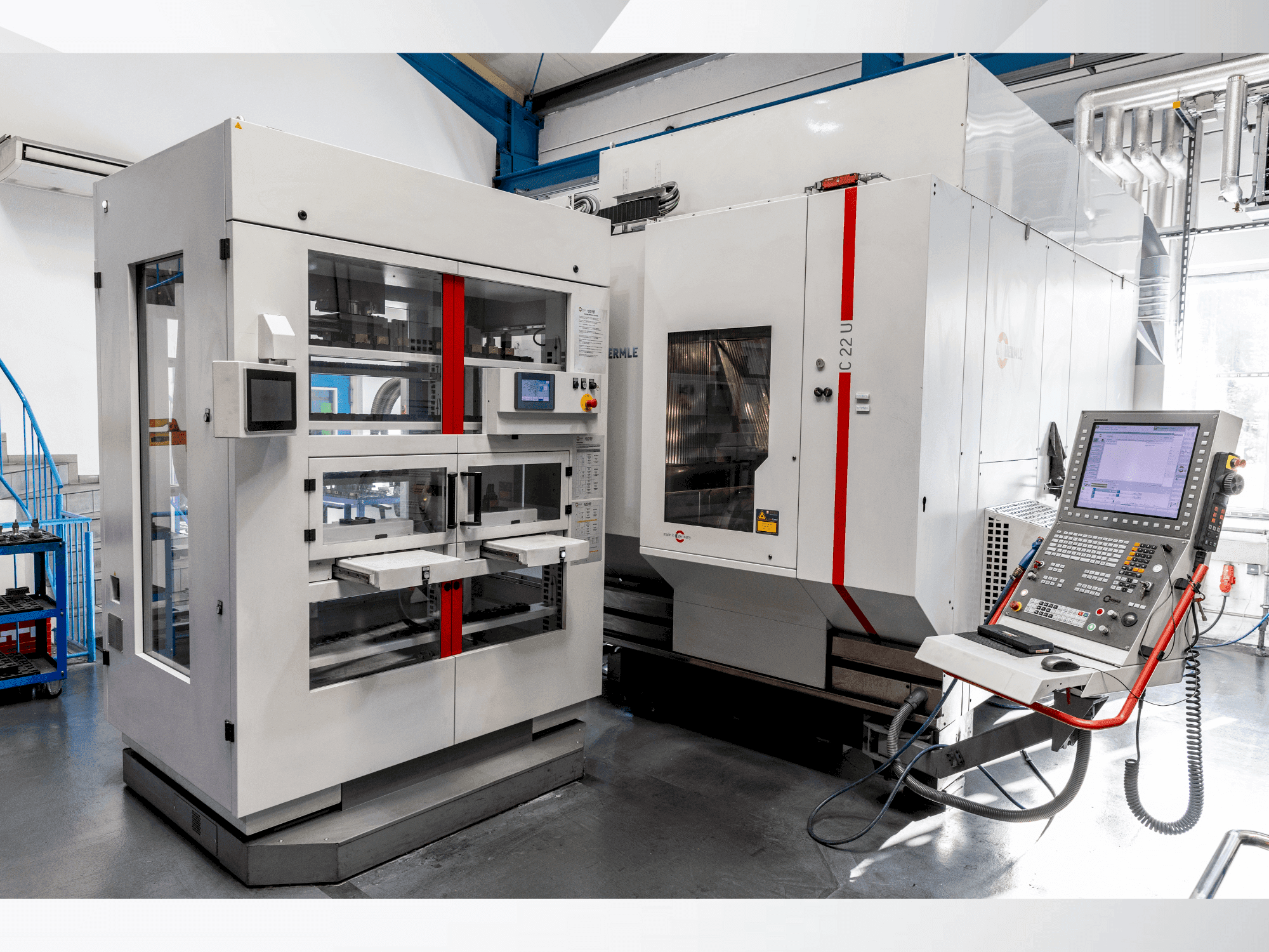 Makine HERMLE C22 with handling system IH30 - Önden görünüm