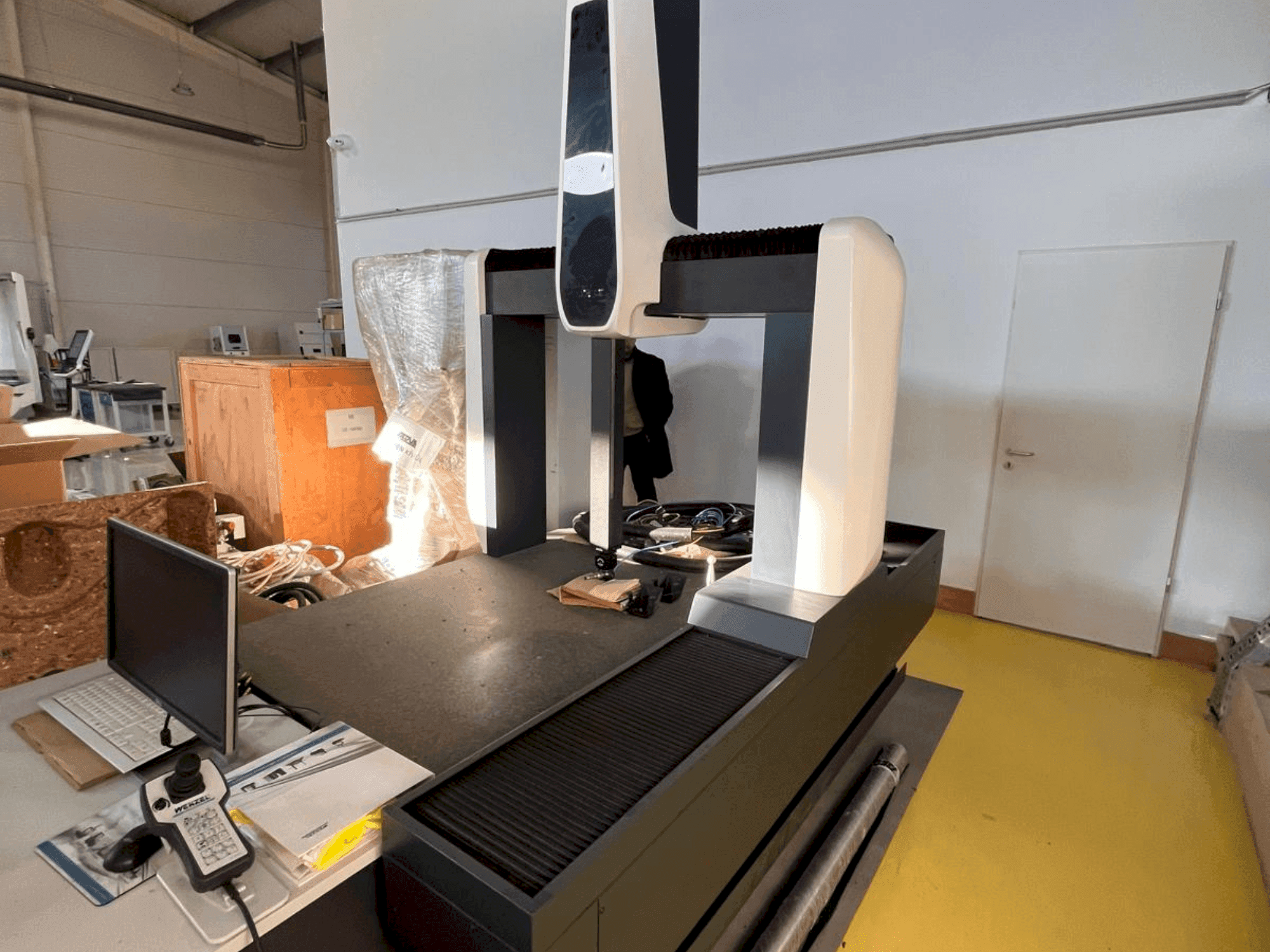 Makine Wenzel LH 87 - Önden görünüm