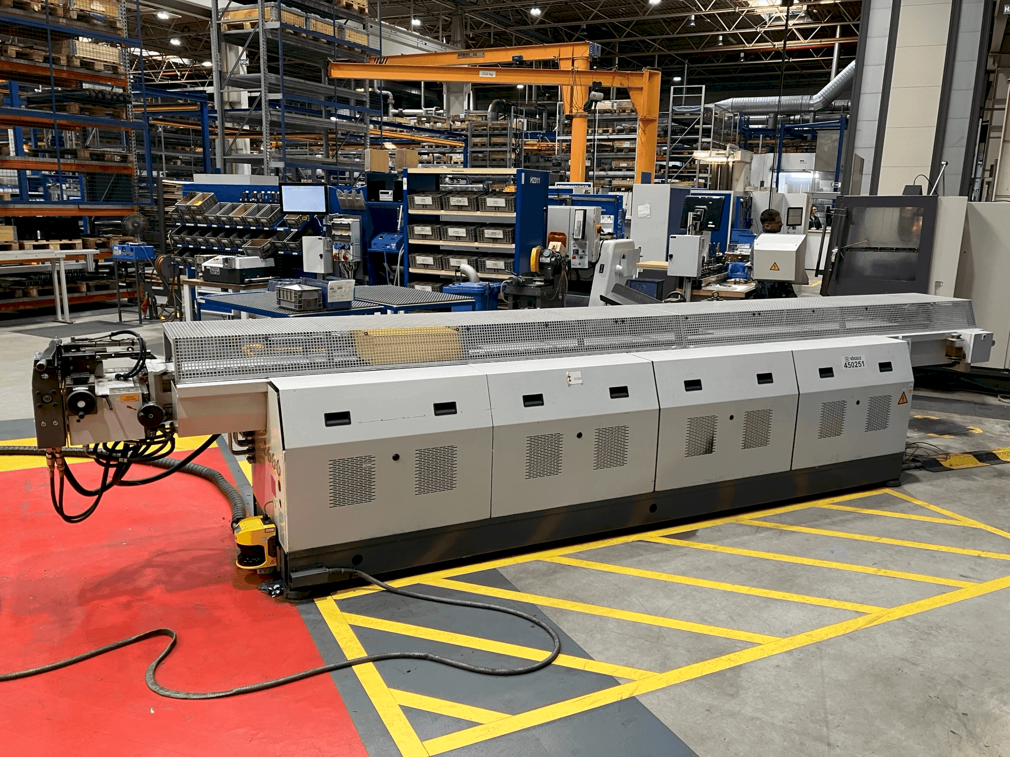 Makine TRACTO-TECHNIK Tubotron 30 CNC - Önden görünüm