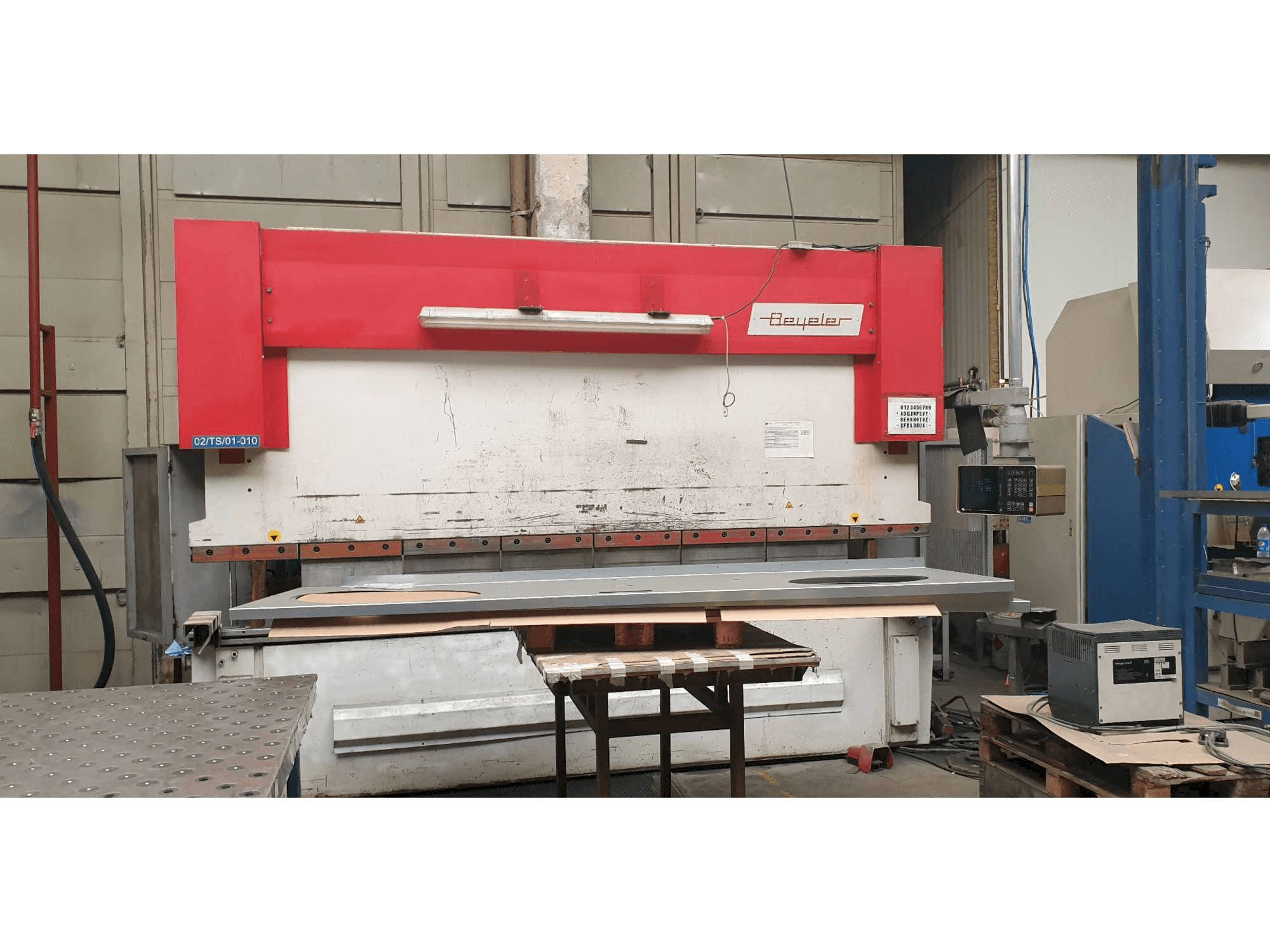 Makine BEYELER RT 250x4100 - Önden görünüm