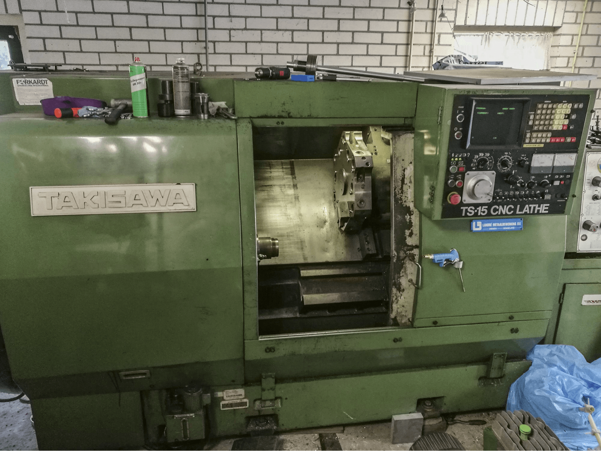 Makine Takisawa - Önden görünüm TS-15