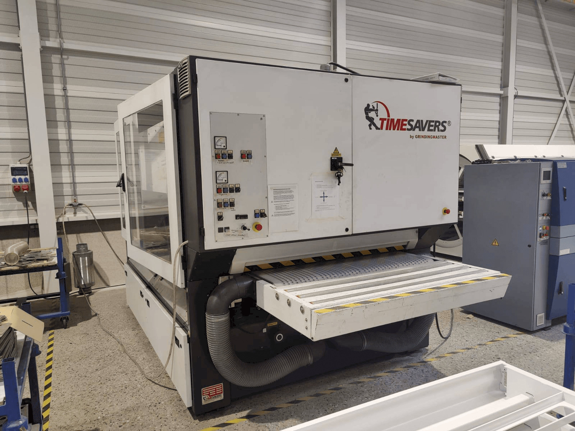 Makine TIMESAVERS 42-series-1350-WRB - Önden görünüm