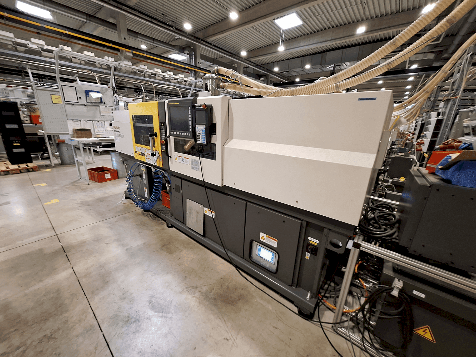 Makine FANUC Roboshot S50iA - Önden görünüm