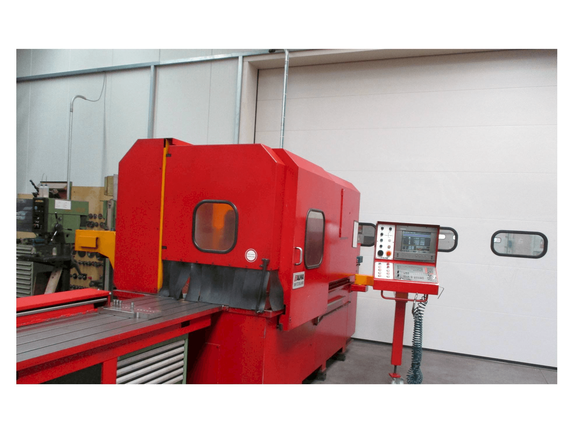 Makine ALMA SWITZERLAND Alma Hbz-500 - Önden görünüm