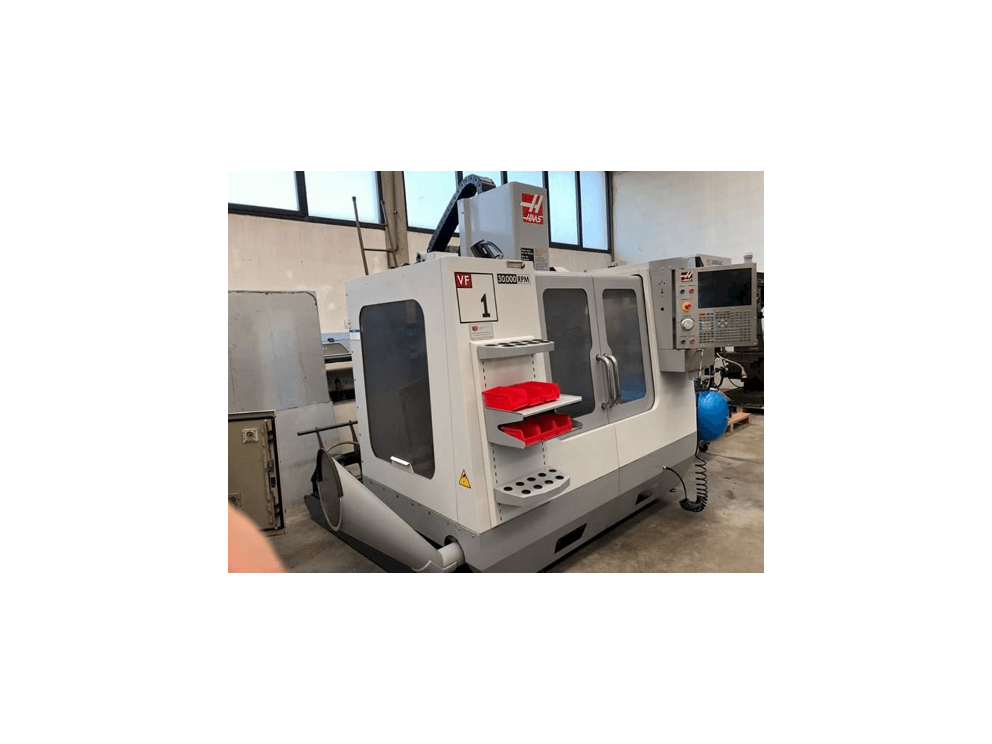 Makine HAAS VF1 SS - Önden görünüm
