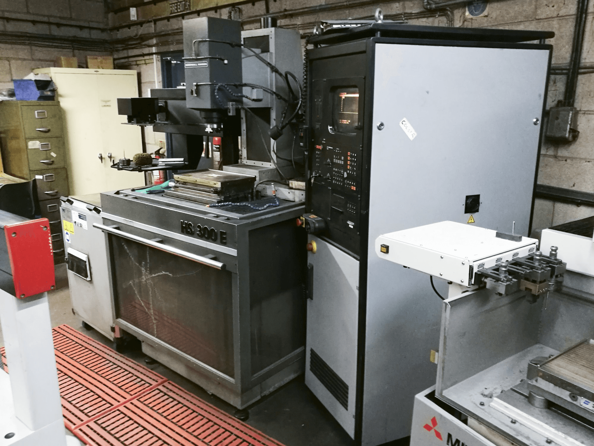 Makine INGERSOLL HANSEN - Sol görünüm HS 300 E