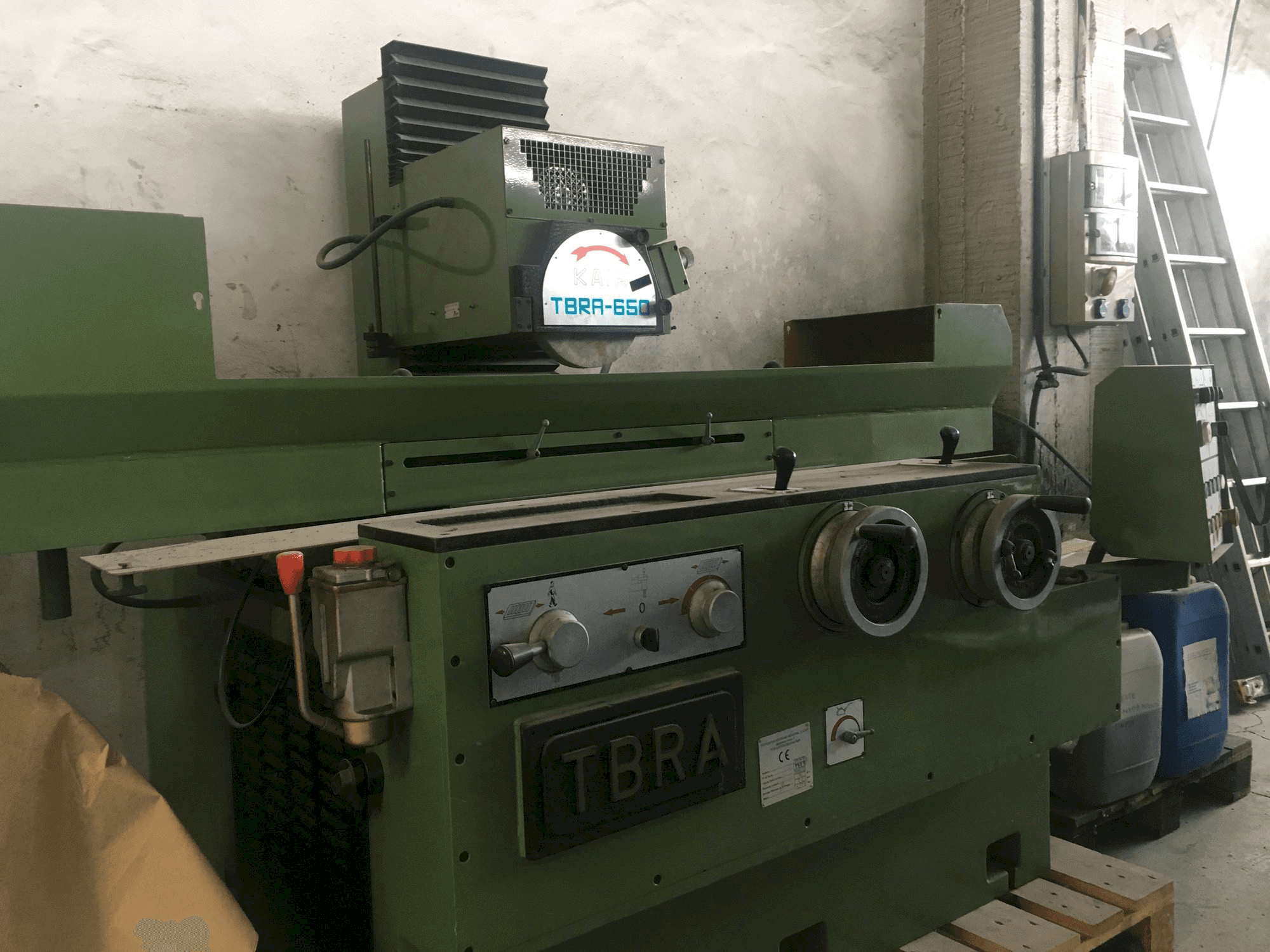 Makine KAIR TBRA-650 - Önden görünüm
