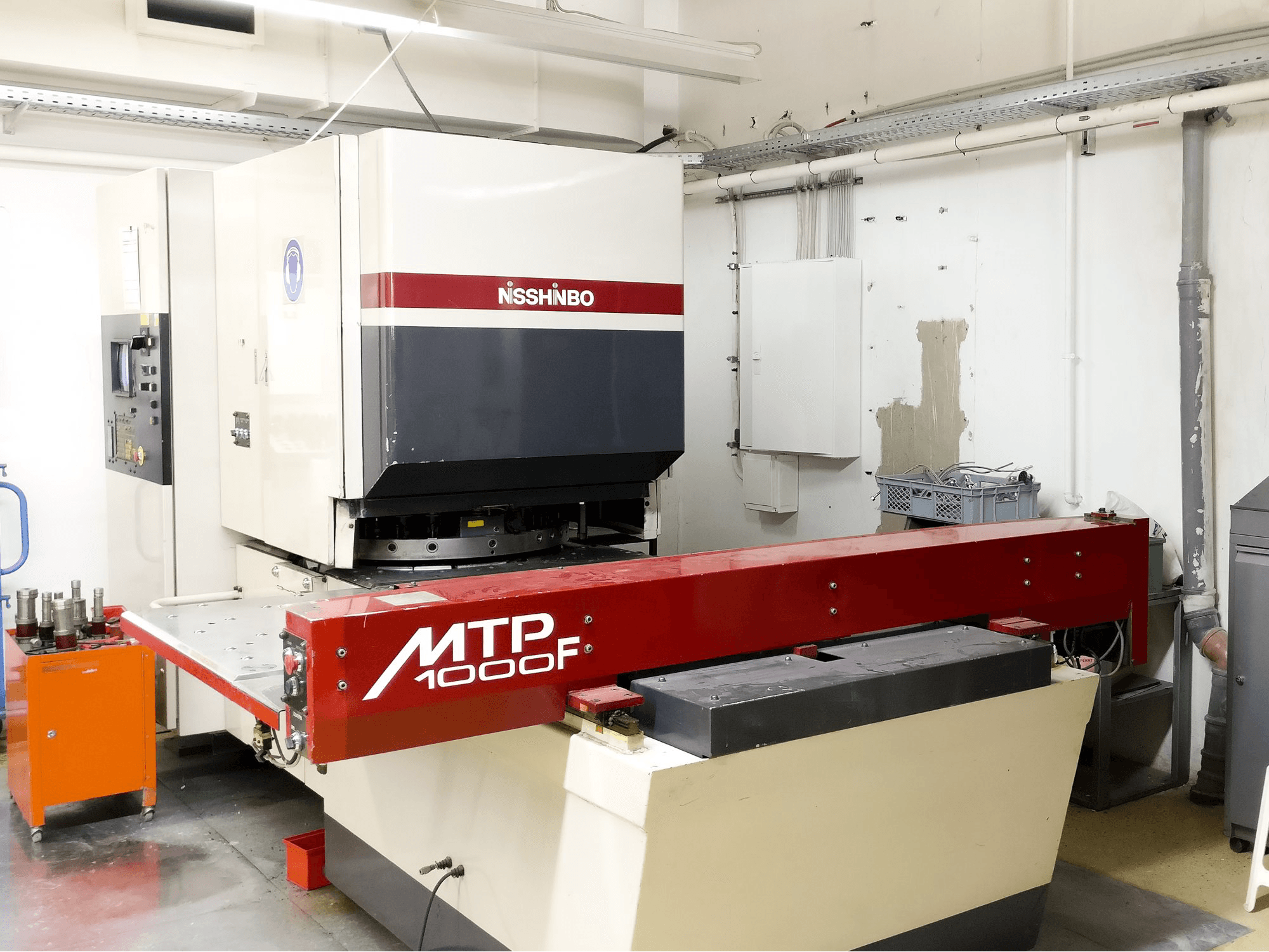 Makine Nisshinbo - Sol görünüm MTP-1000F