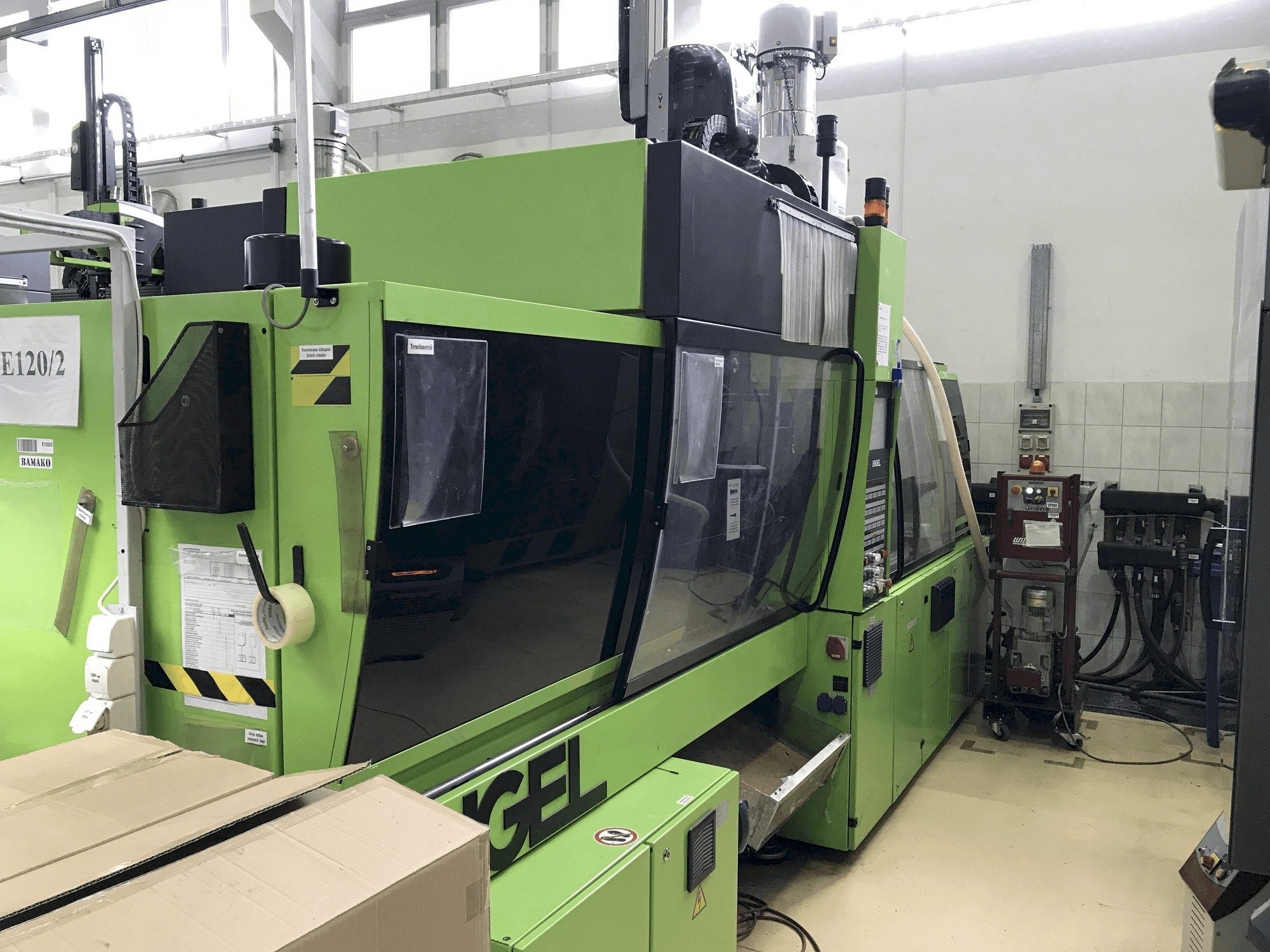 Makine ENGEL VC 500/120 Plus - Önden görünüm