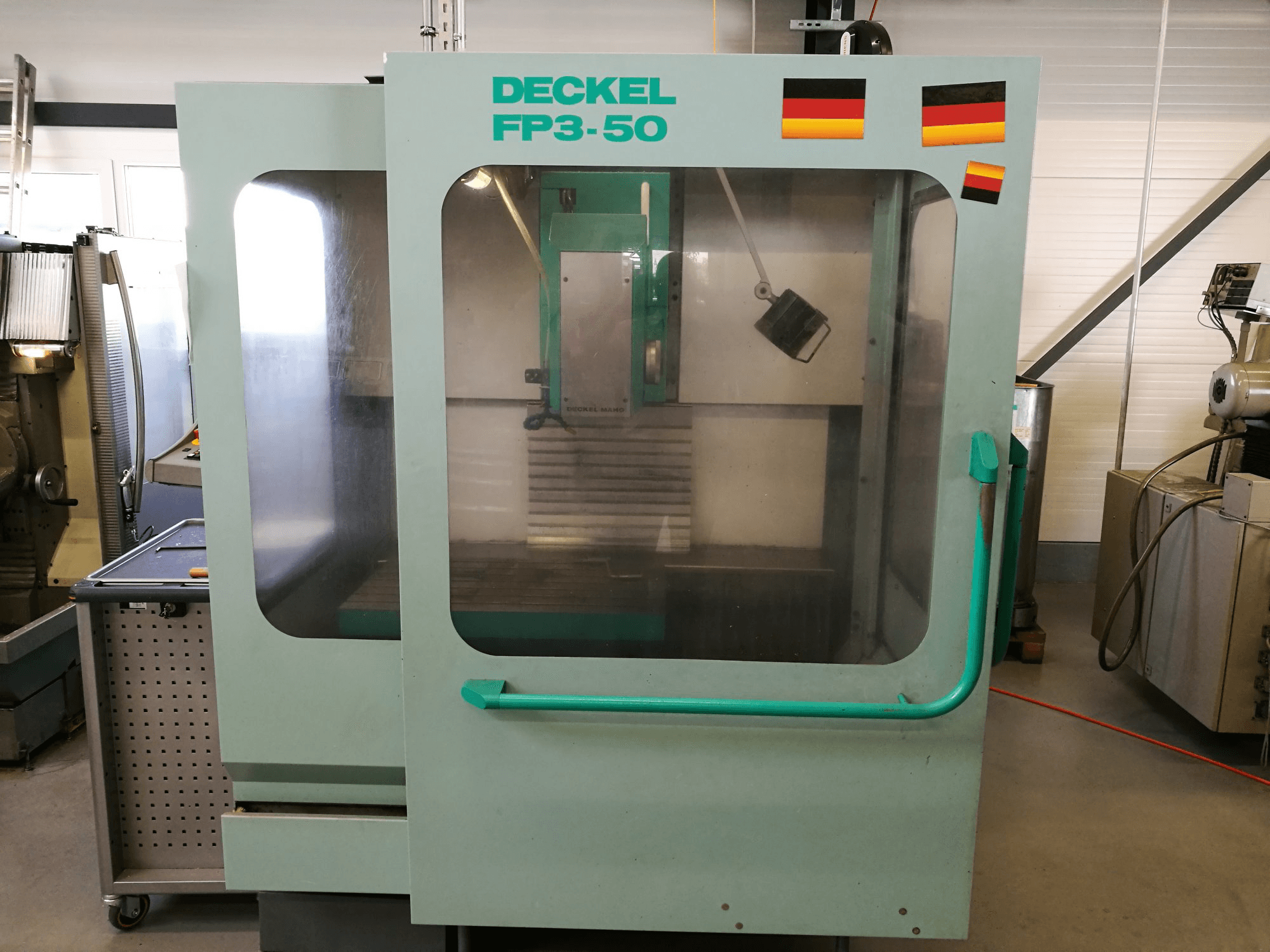 Makine DECKEL - Önden görünüm FP3-50
