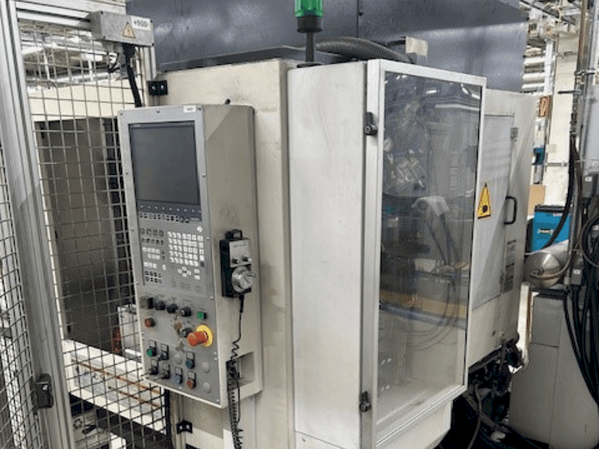 Makine Brother TC 31AN - Önden görünüm