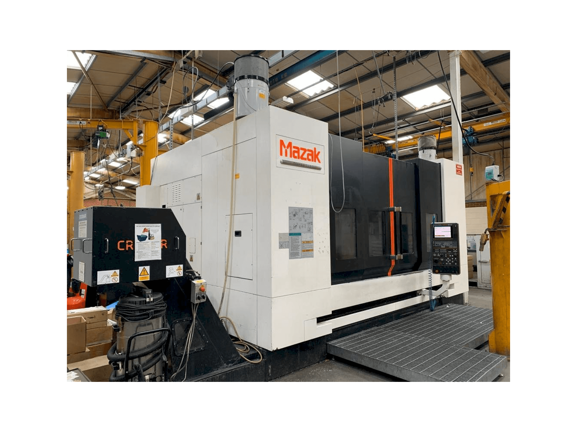 Makine Mazak VTC-820/30 - Önden görünüm