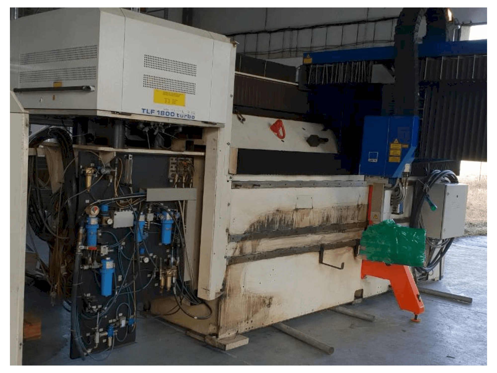 Makine Trumpf Lasercell TLC 1005 - Önden görünüm