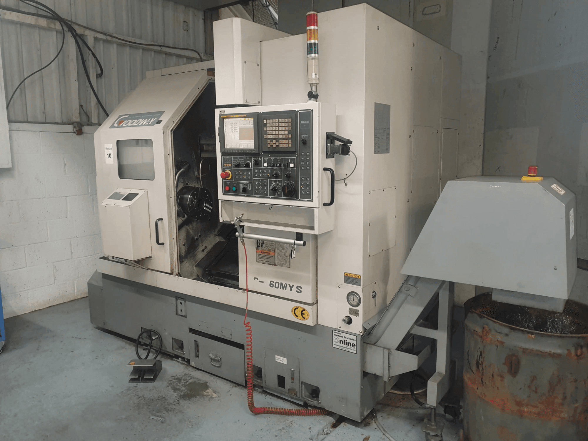 Makine Goodway GS-260MYS - Önden görünüm