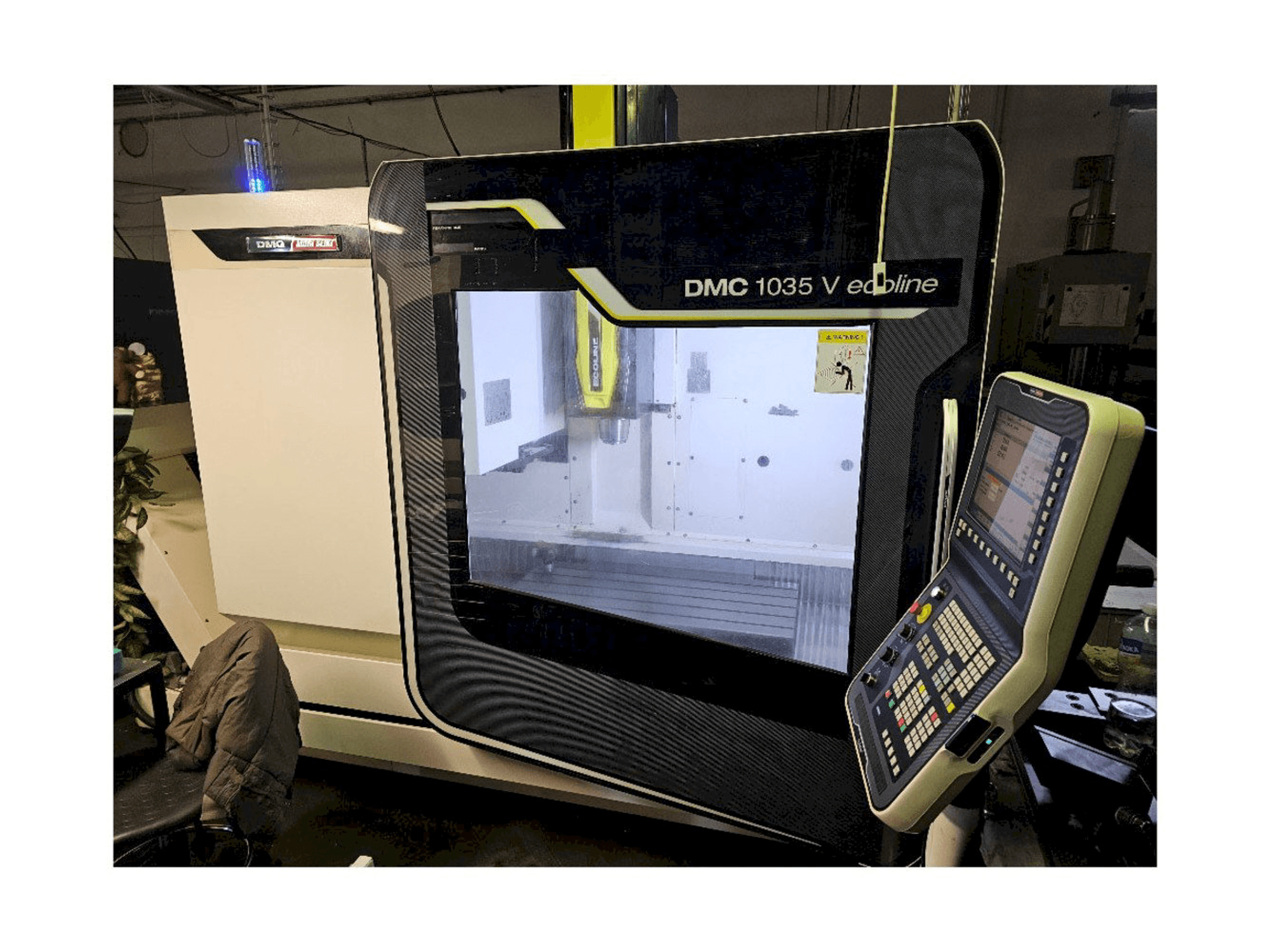 Makine DMG DMC 1035 V ecoline - Önden görünüm