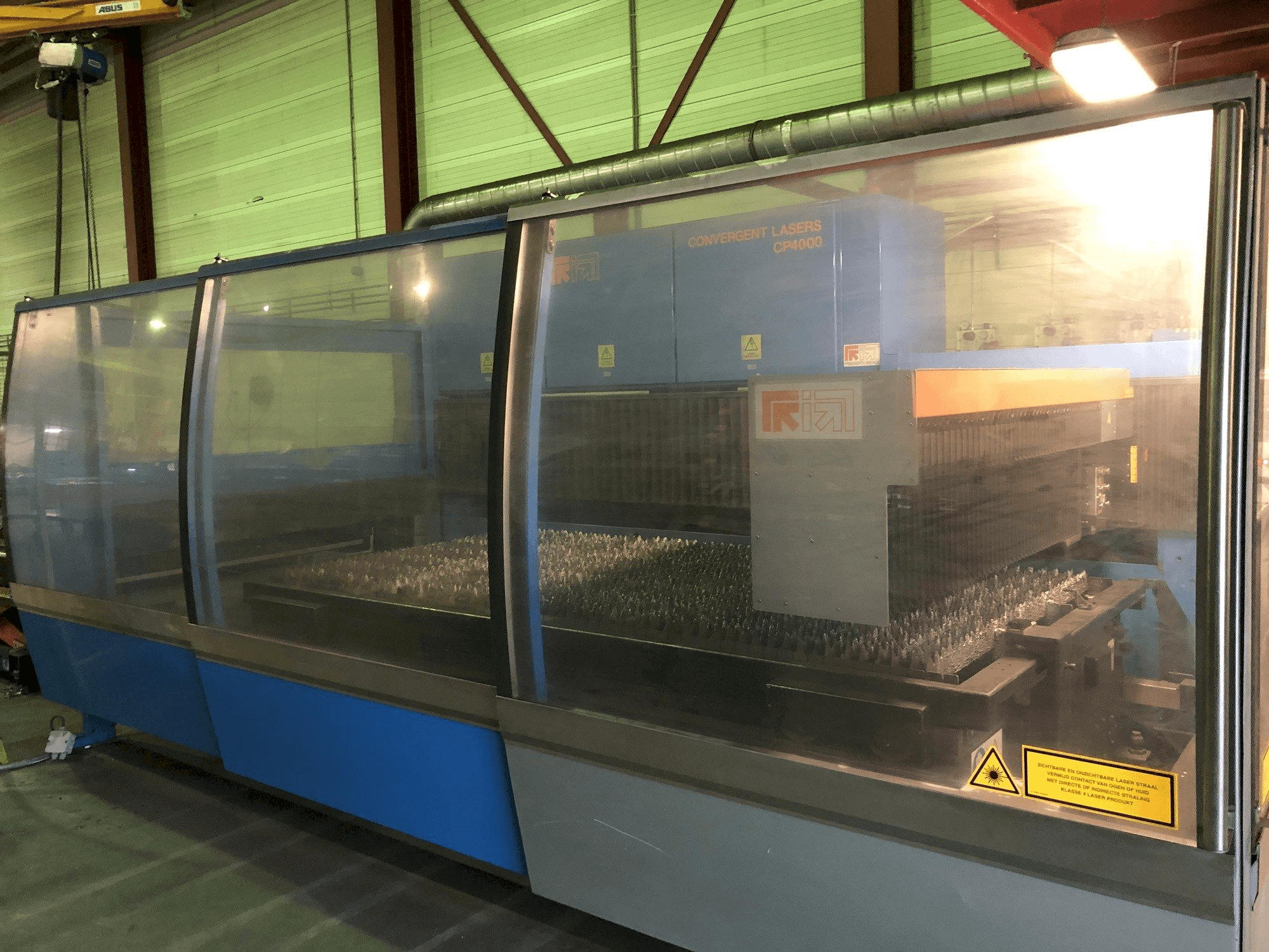 Makine Prima Power Platino CP4000 - Önden görünüm