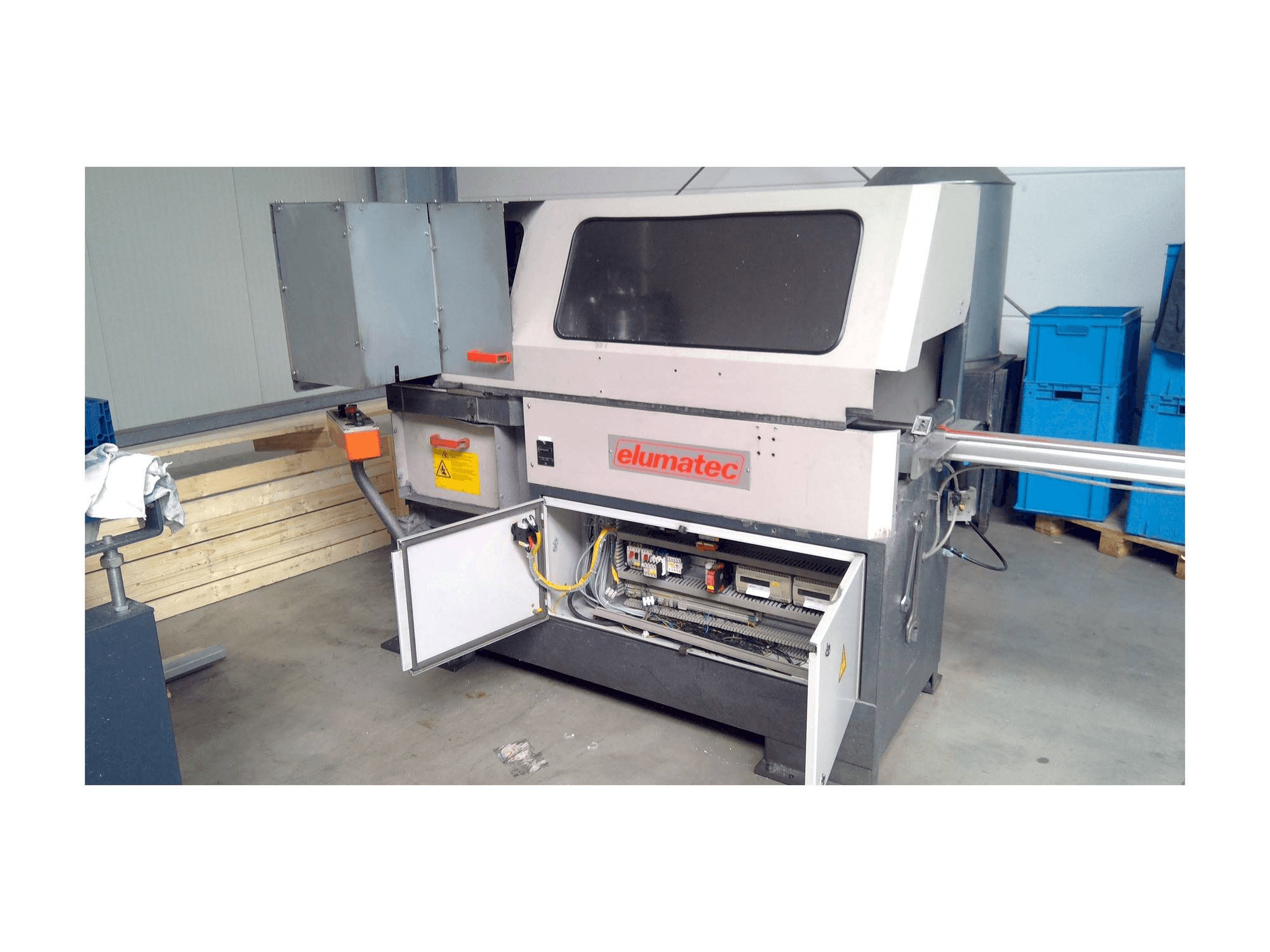 Makine Elumatec SA 142/38 - Önden görünüm