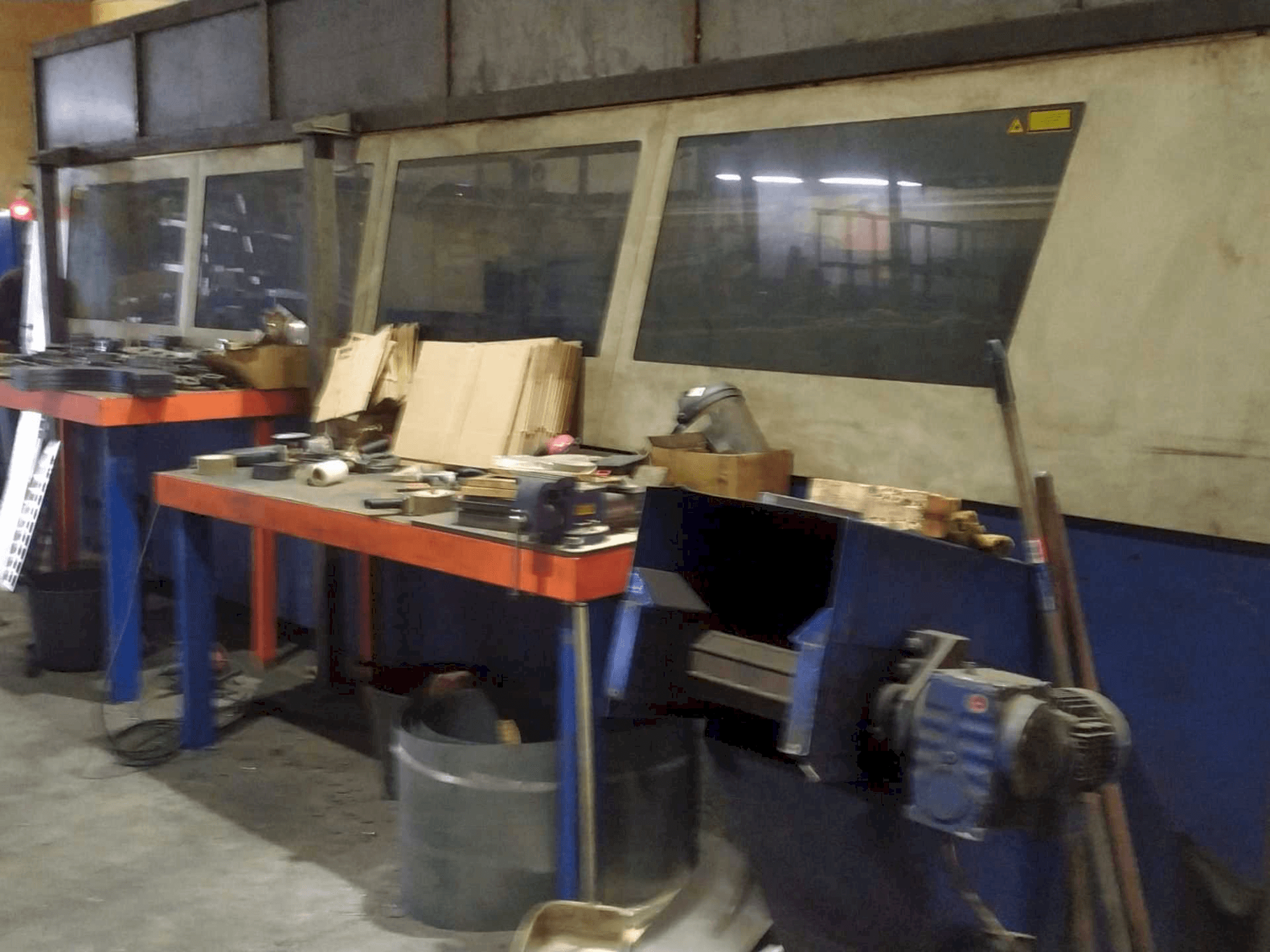 Makine Trumpf Trumatic L 4050 - Önden görünüm