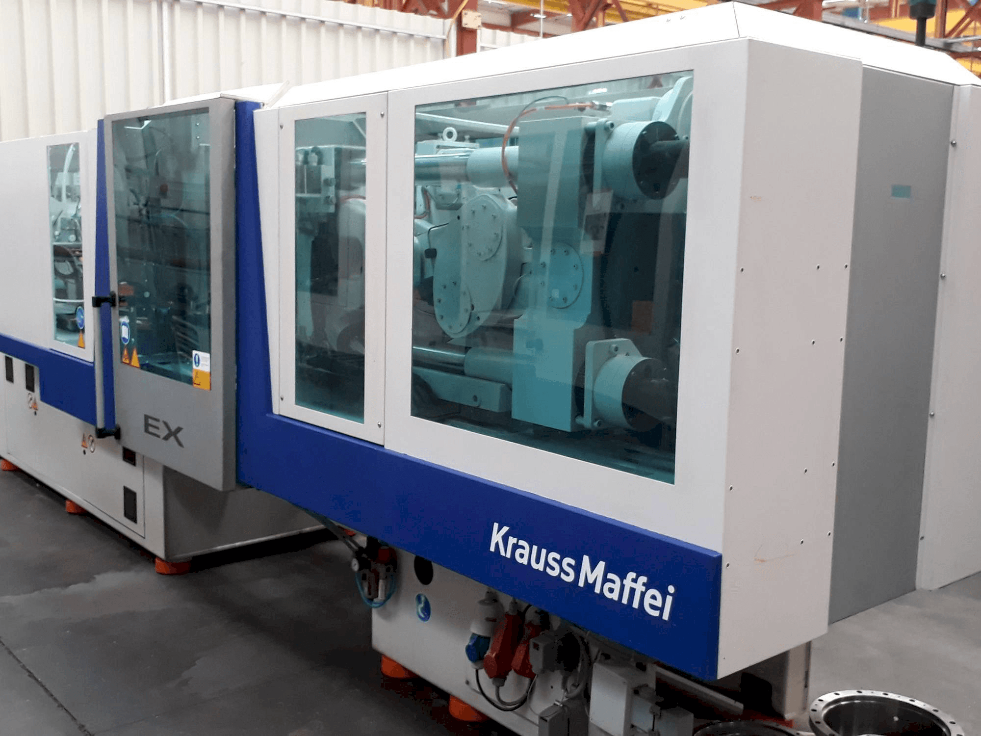 Makine Krauss Maffei 160-750 EX - Önden görünüm