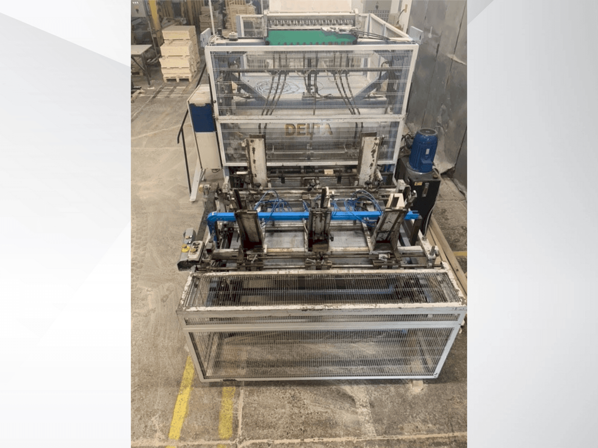 Makine DELTA pallet nailing machine line - Önden görünüm