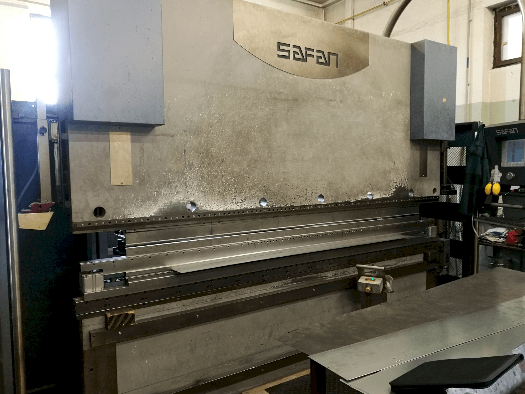 Makine Safan - Sol görünüm CNCL-K 120-3100 TS1