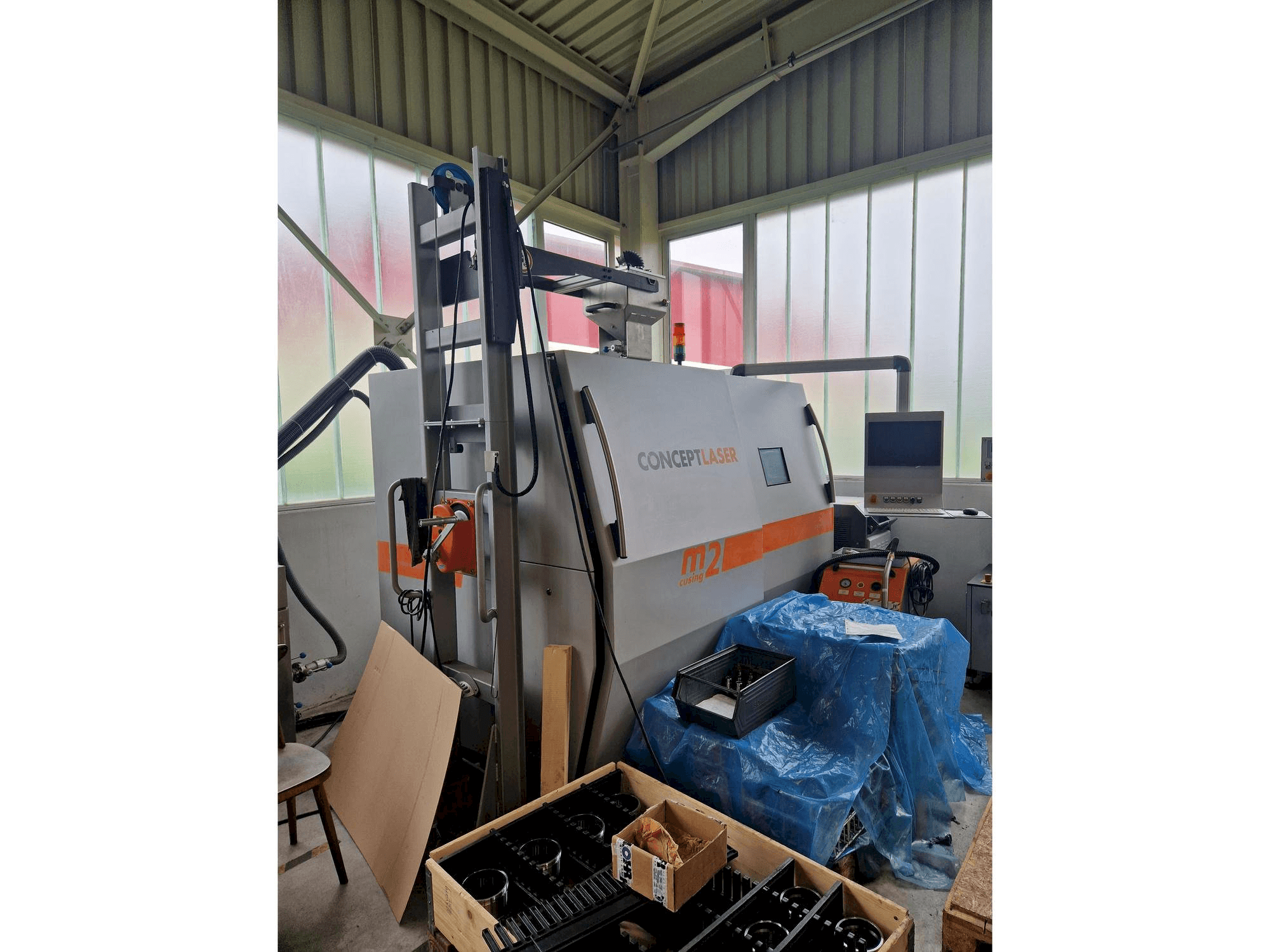 Makine CONCEPT LASER M2 cusing - Önden görünüm