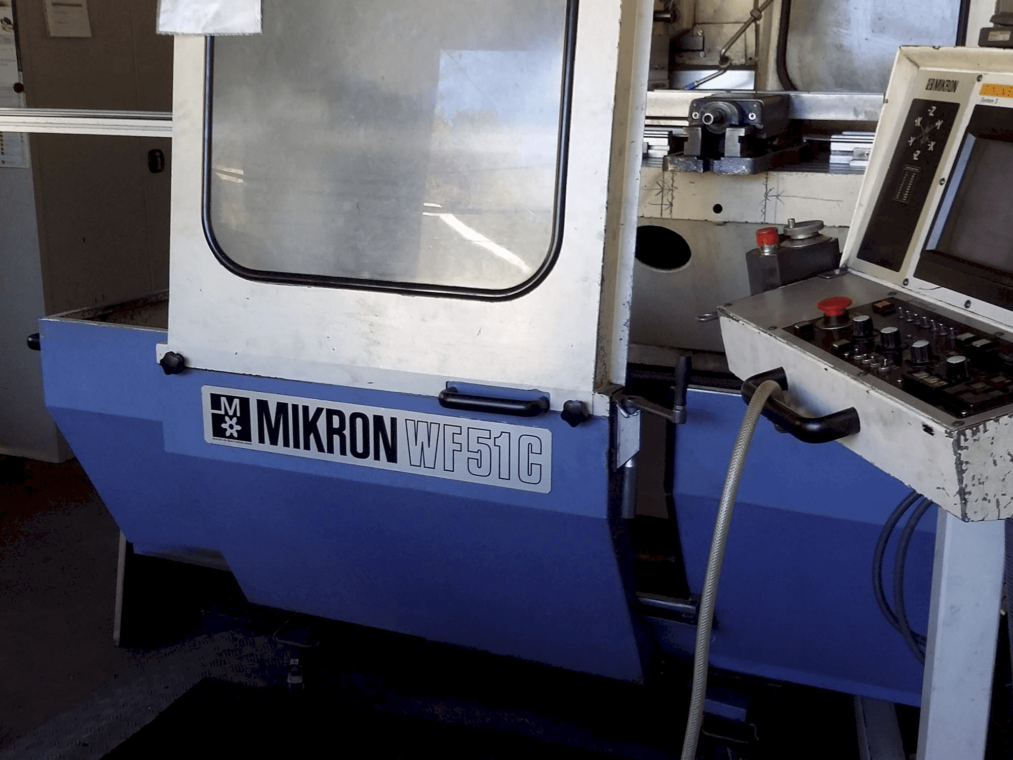 Makine MIKRON WF51C/3M-4 - Önden görünüm