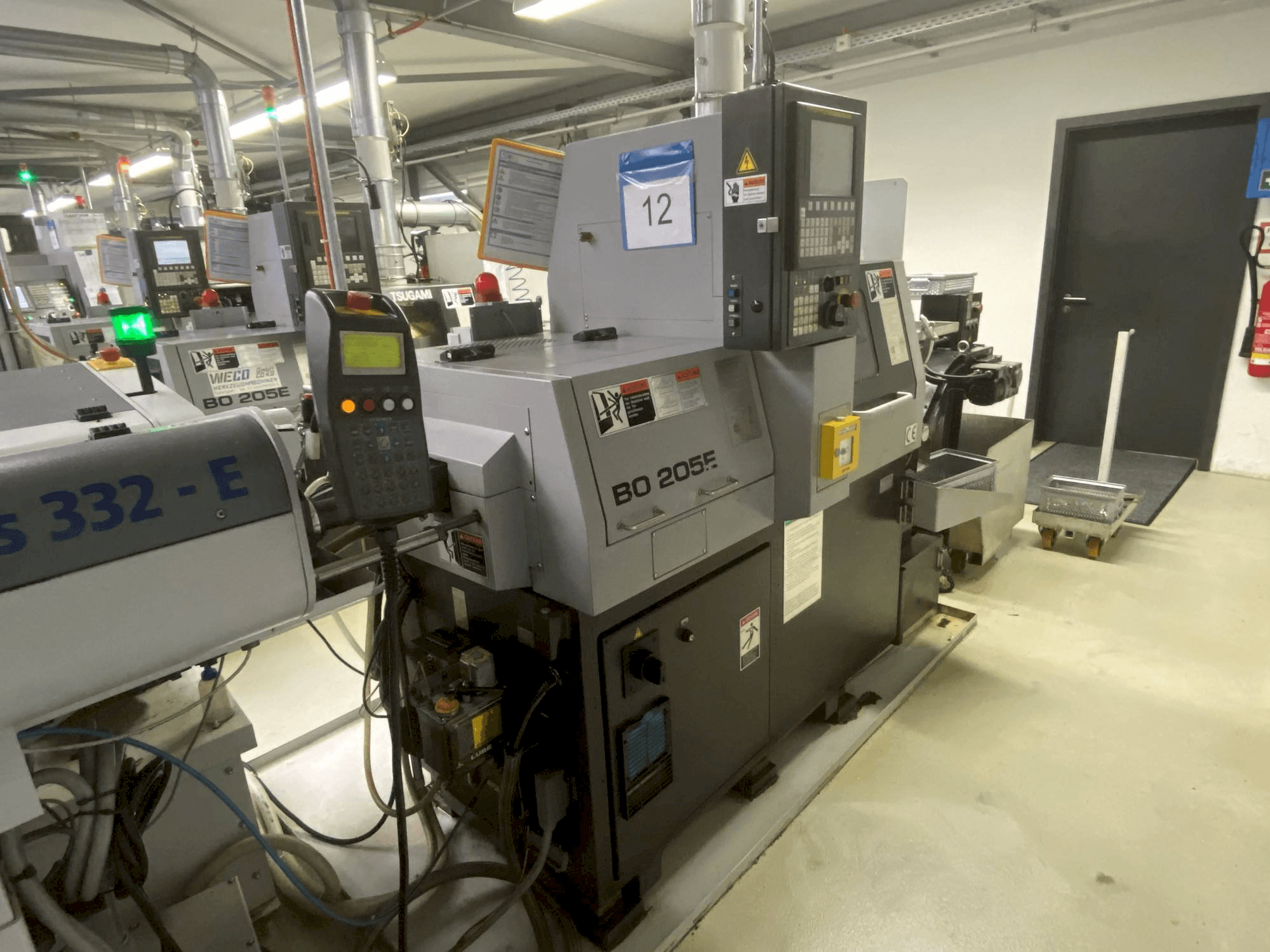 Makine TSUGAMI Bo205 Eii - Önden görünüm