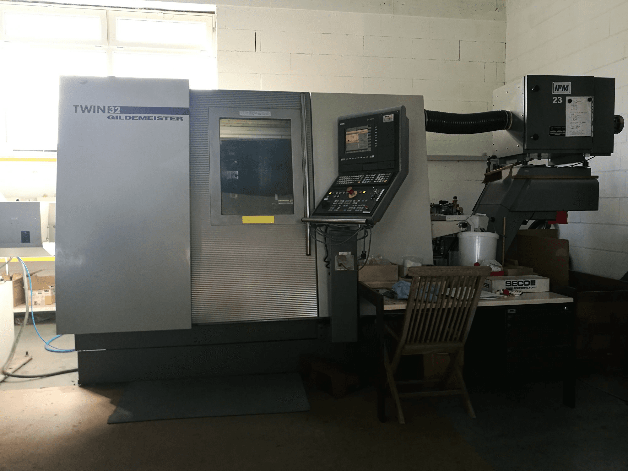 Makine 2 Gildemeister - Önden görünüm TWIN 32