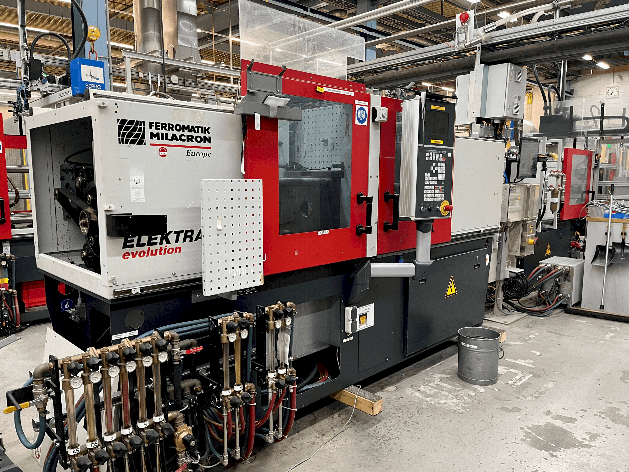 Makine FERROMATIK EE 30 - Önden görünüm