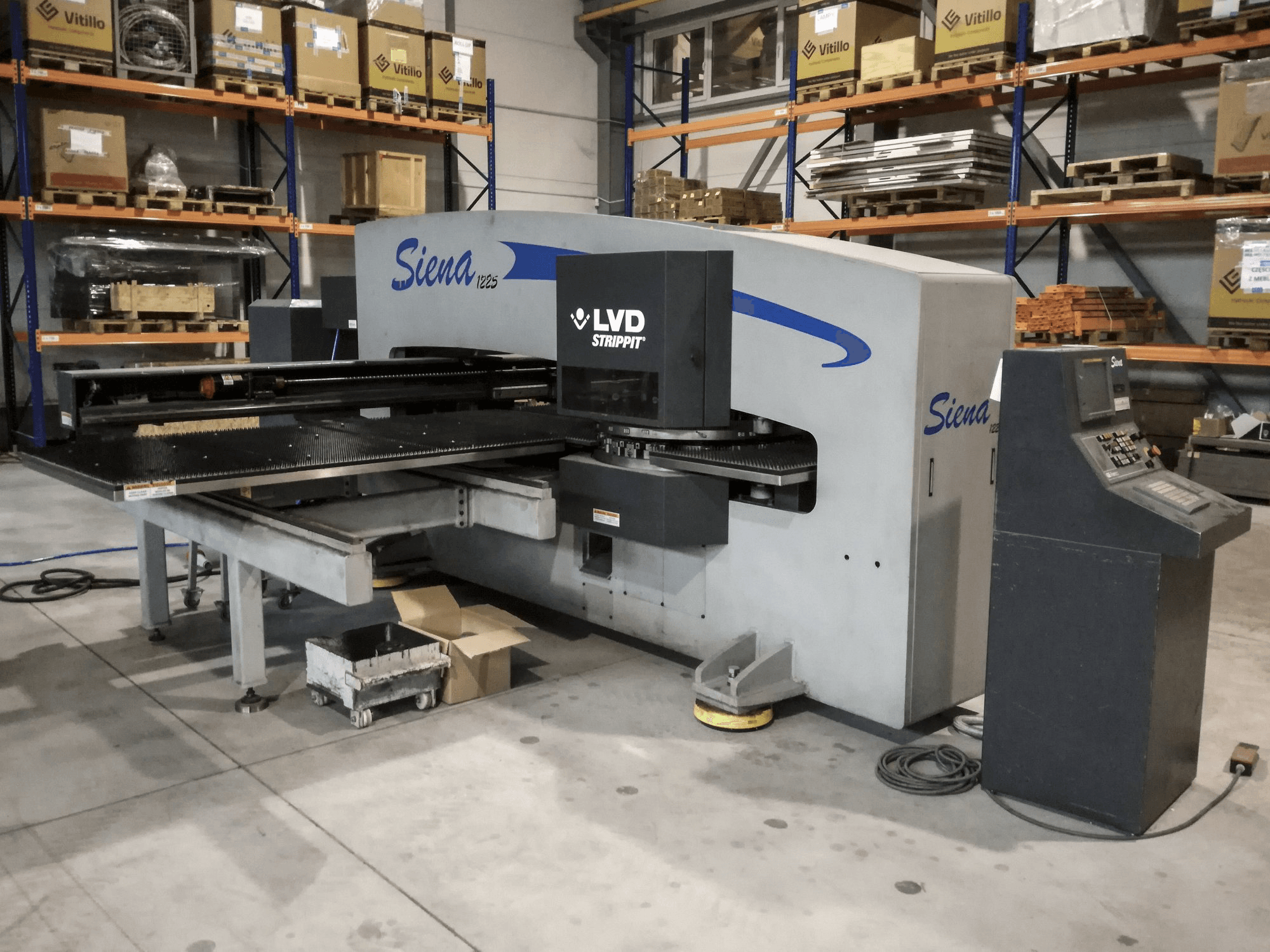 Makine 1 LVD - Sağdan görünüm Siena 1225 TK