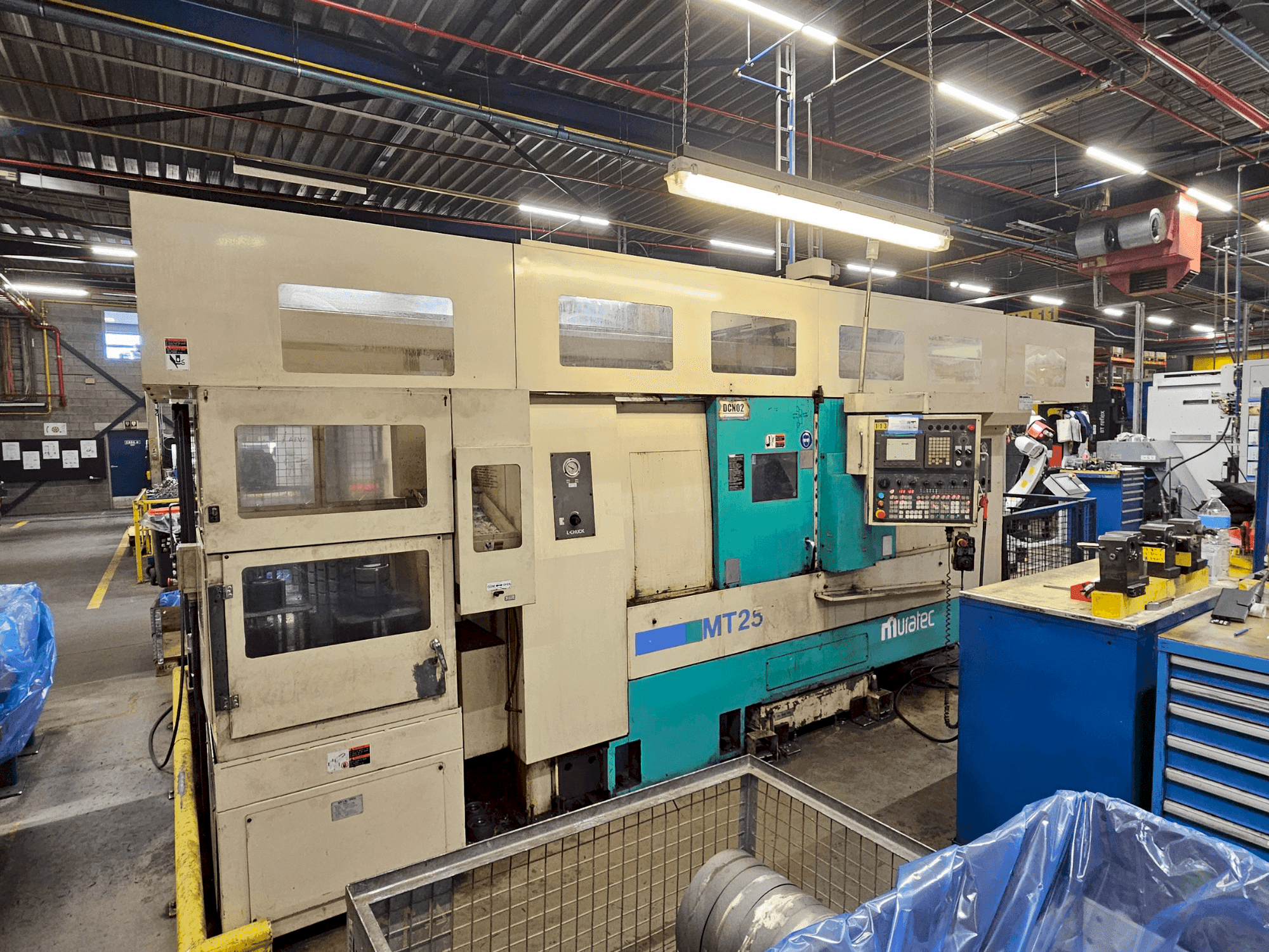 Makine Muratec MT25 - Önden görünüm